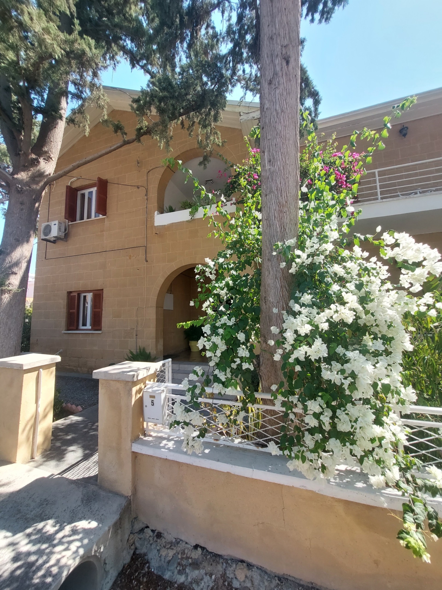 3-bedroom Beautiful Maisonette to rent Agios Andreas, Nicosia
