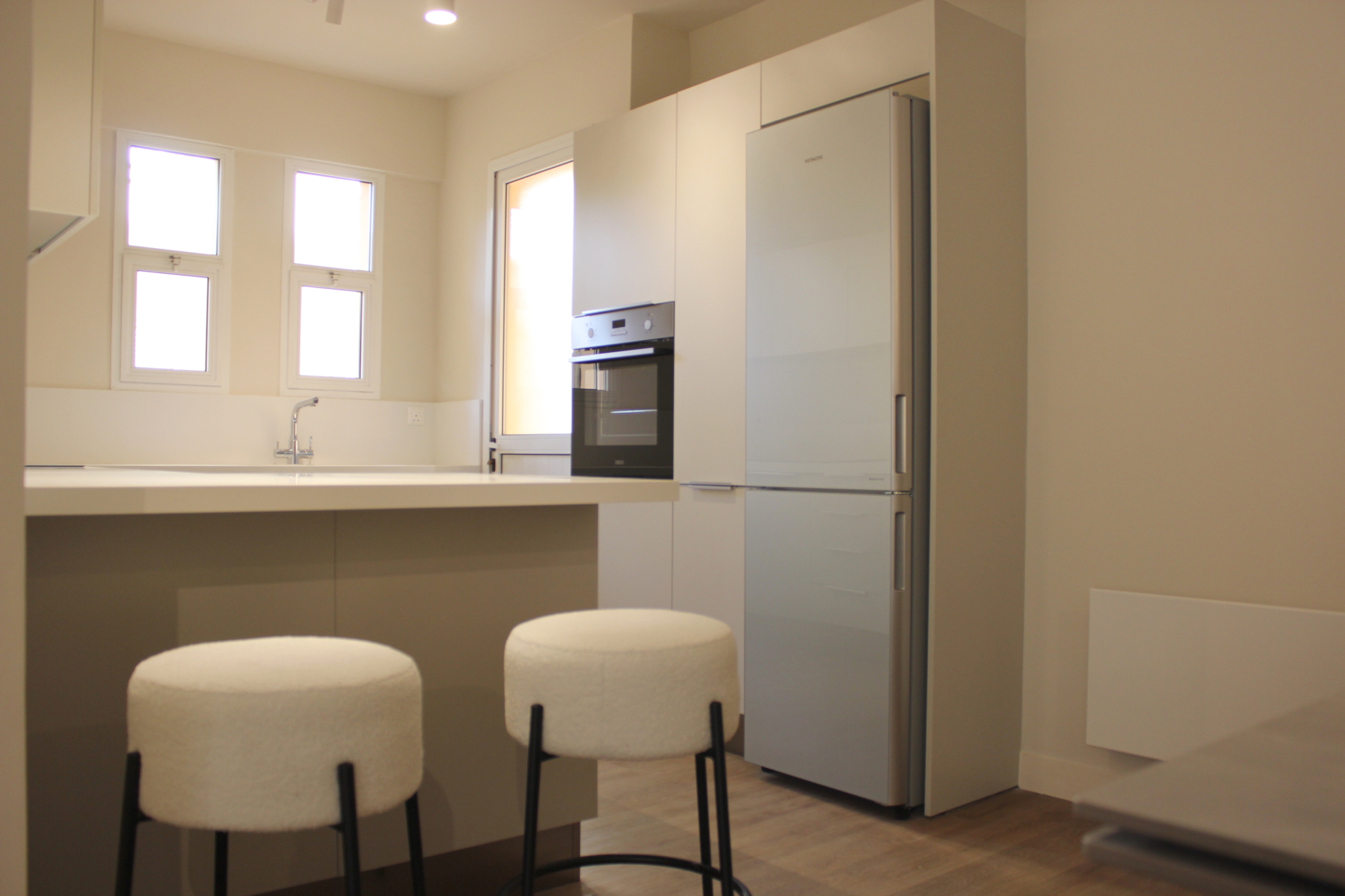 Luxury 2-Bedroom Ground Floor Flat for Rent with Private Garden