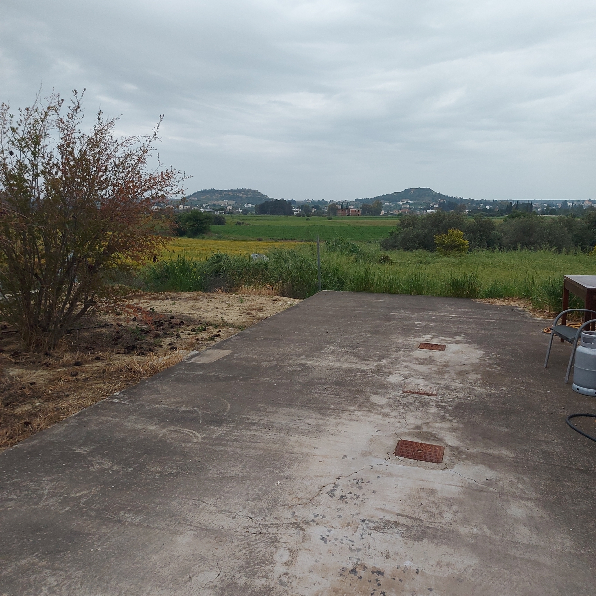 Plot for Sale In Ergates
