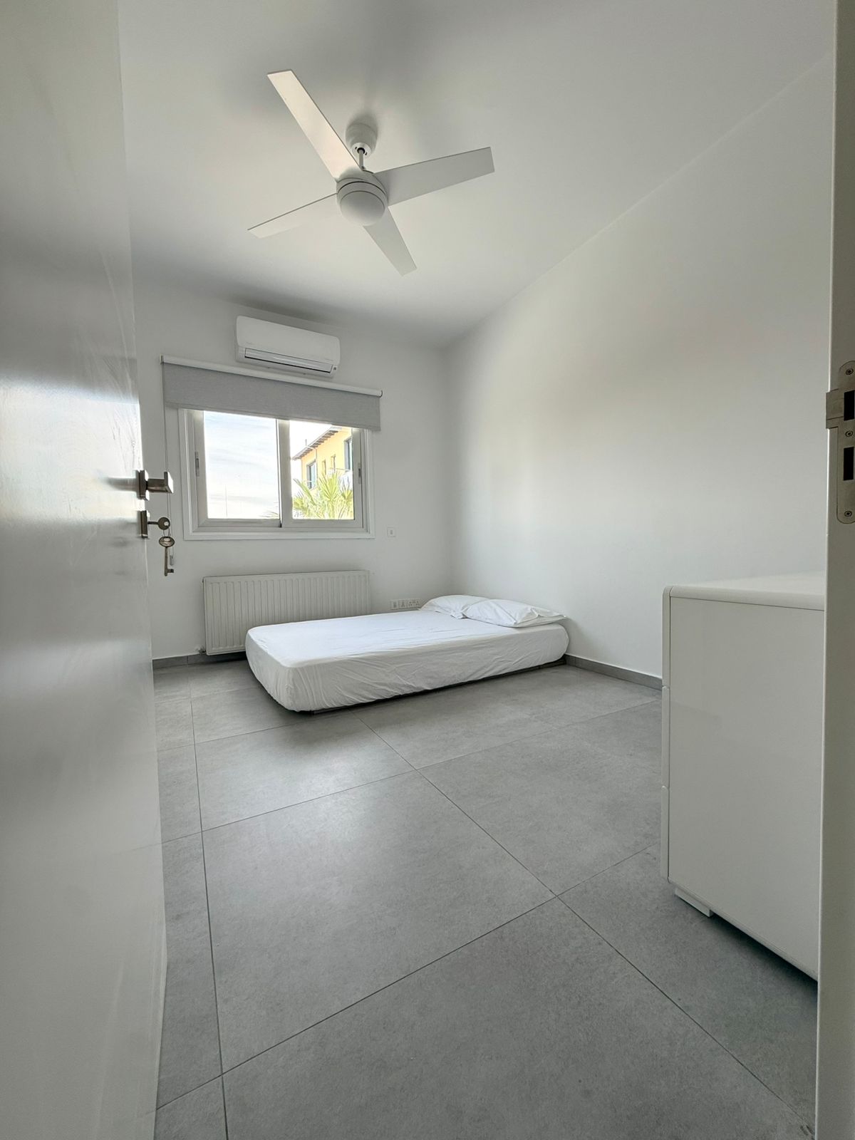 3 Bedroom Big Upper-House for Rent Lakatamia, Nicosia