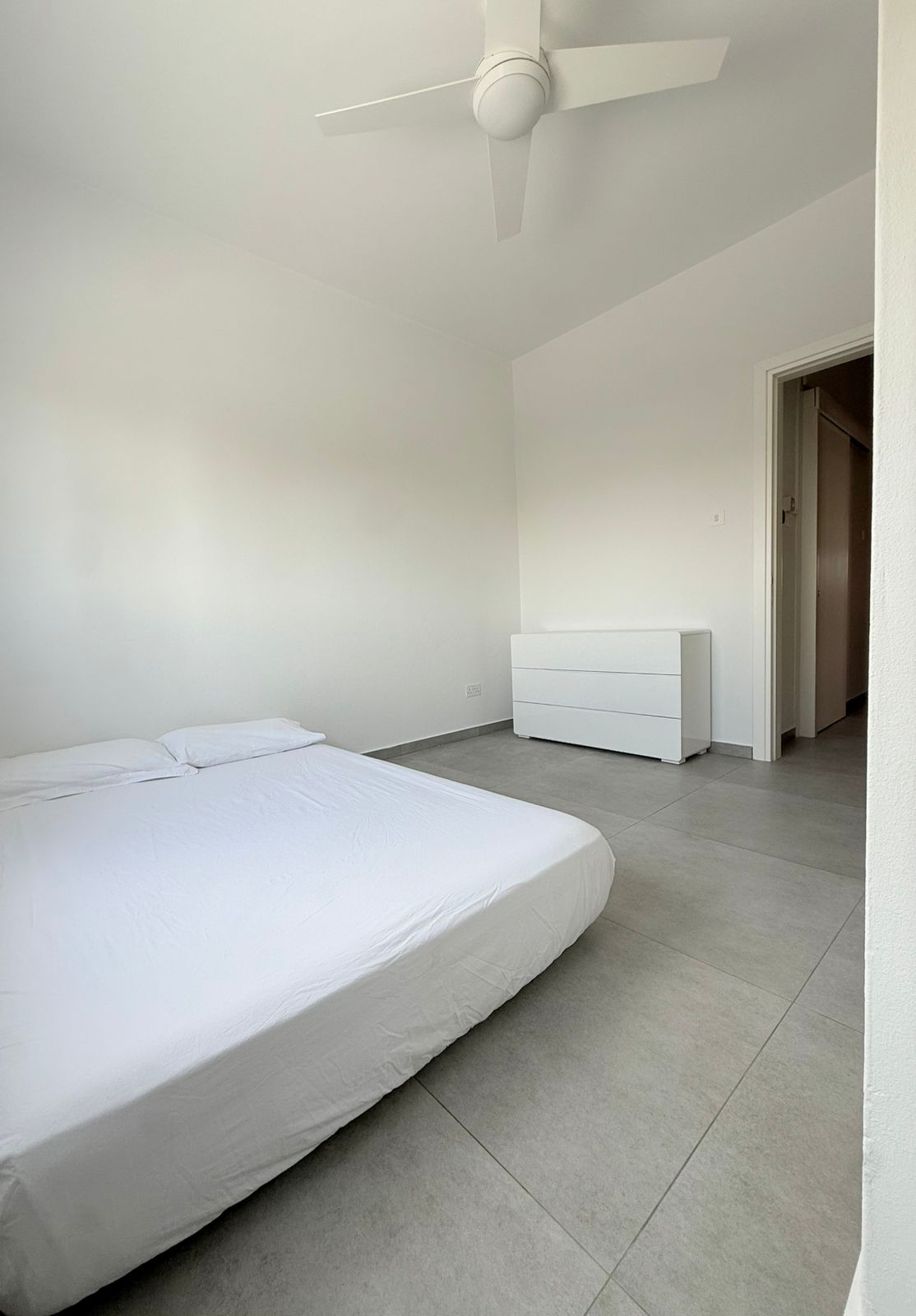 3 Bedroom Big Upper-House for Rent Lakatamia, Nicosia