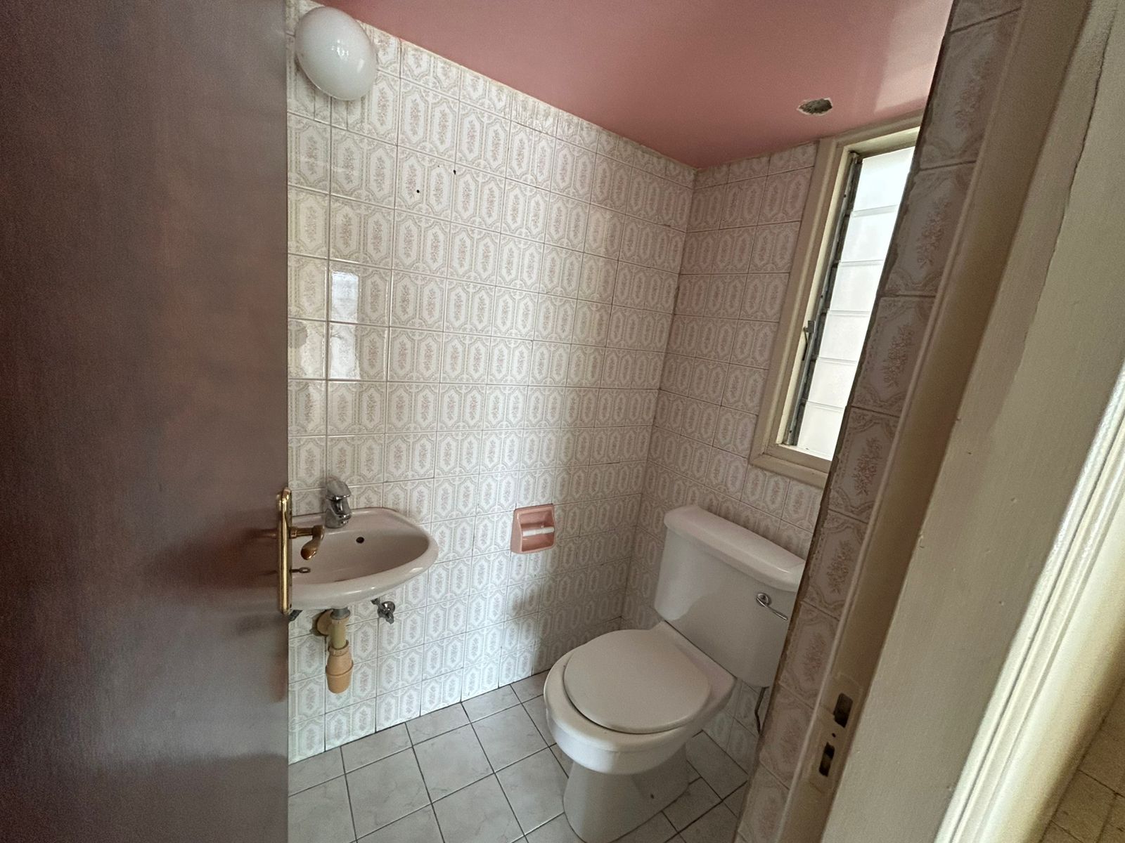 3 Bedroom Flat For Sale Egkomi, Nicosia, Investment Opportunity!