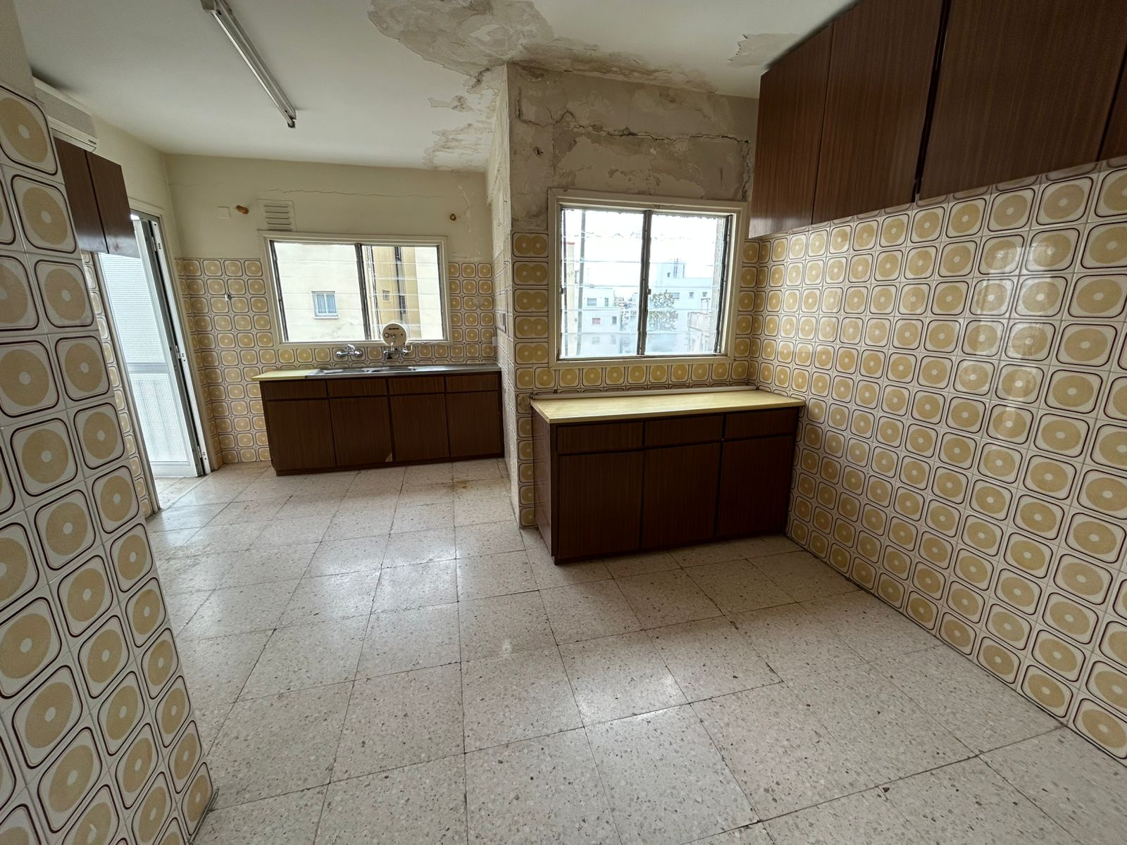 3 Bedroom Flat For Sale Egkomi, Nicosia, Investment Opportunity!