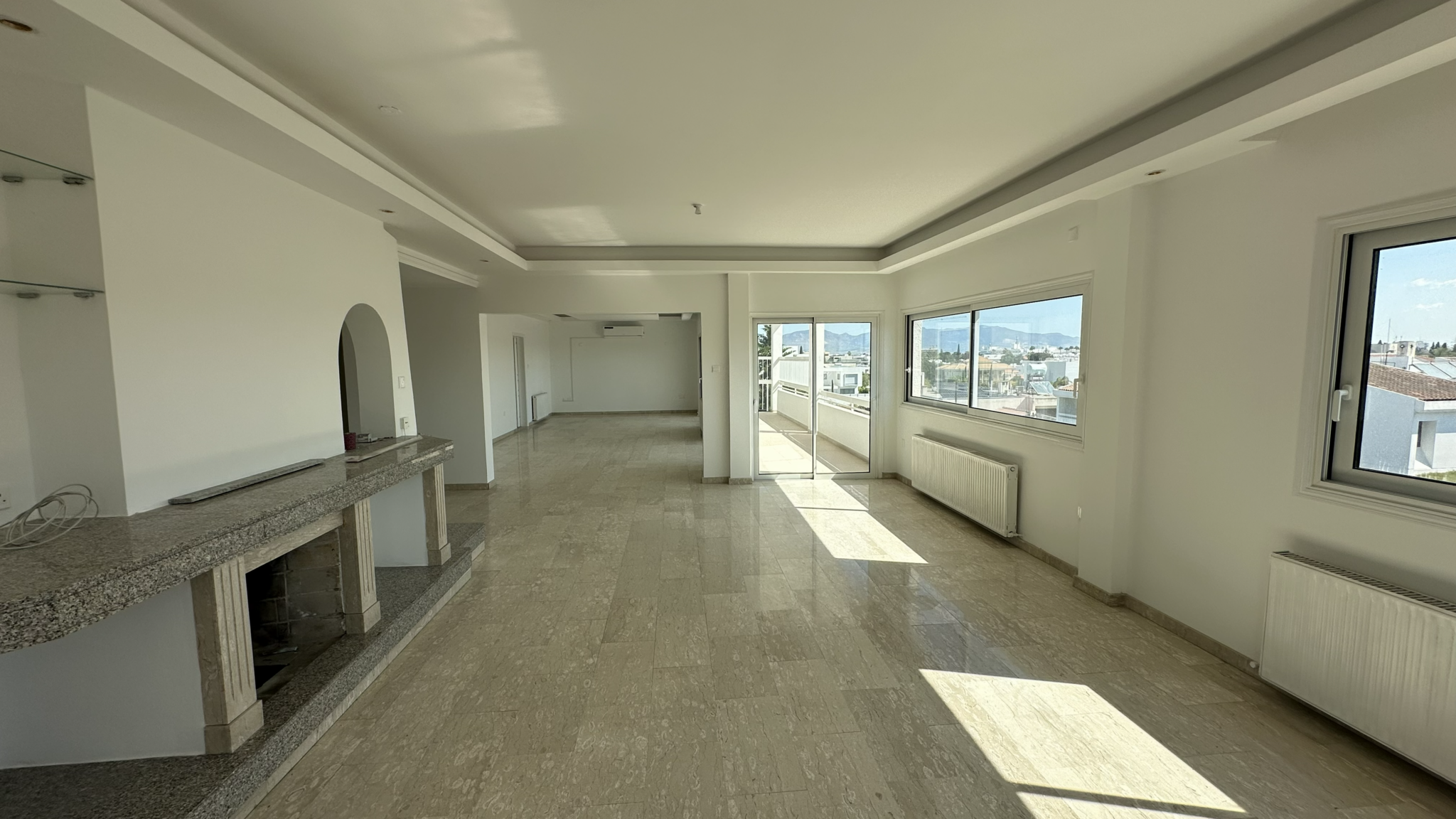 4 Bedroom Whole Floor Apartment In Engomi