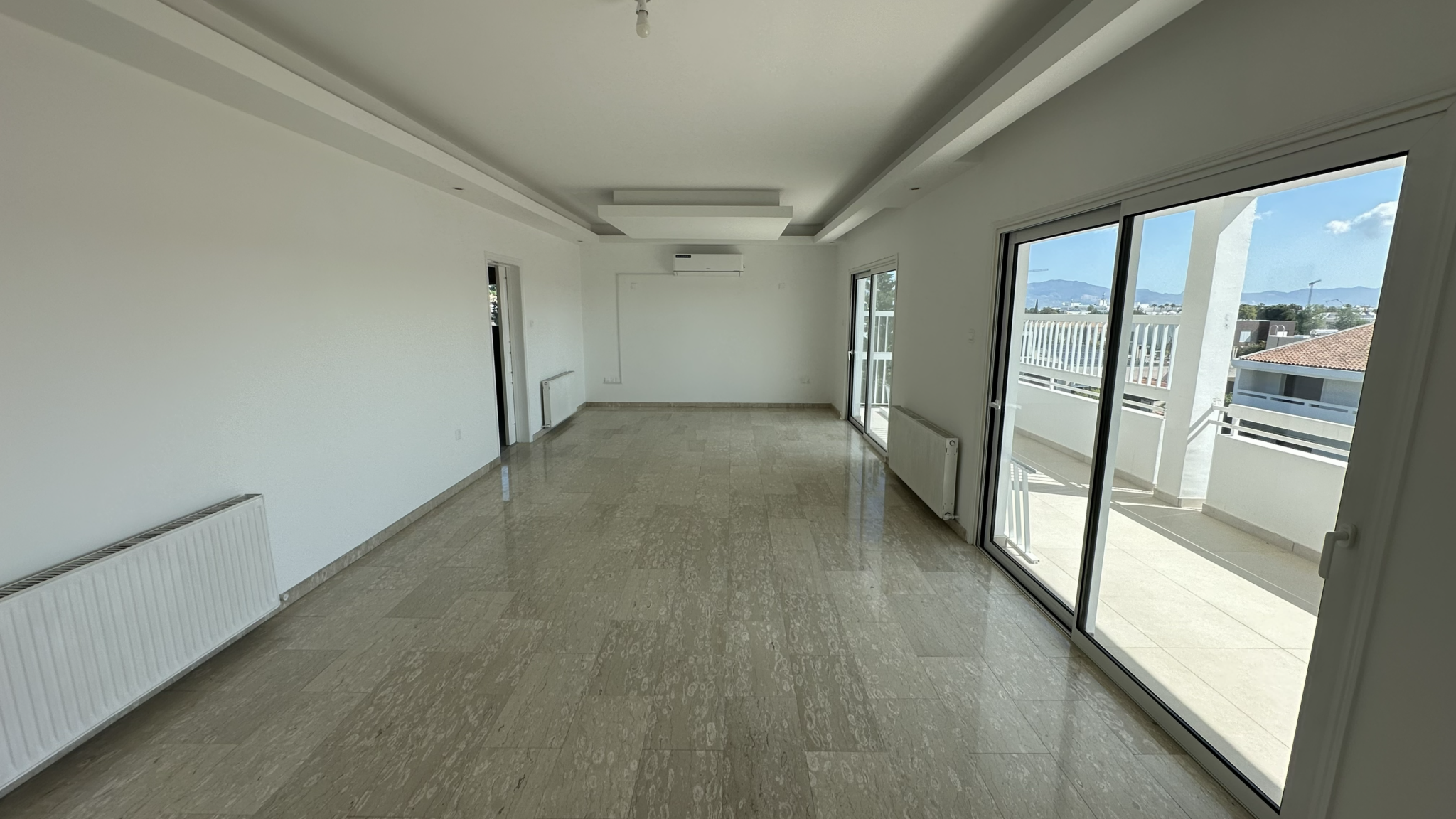 4 Bedroom Whole Floor Apartment In Engomi