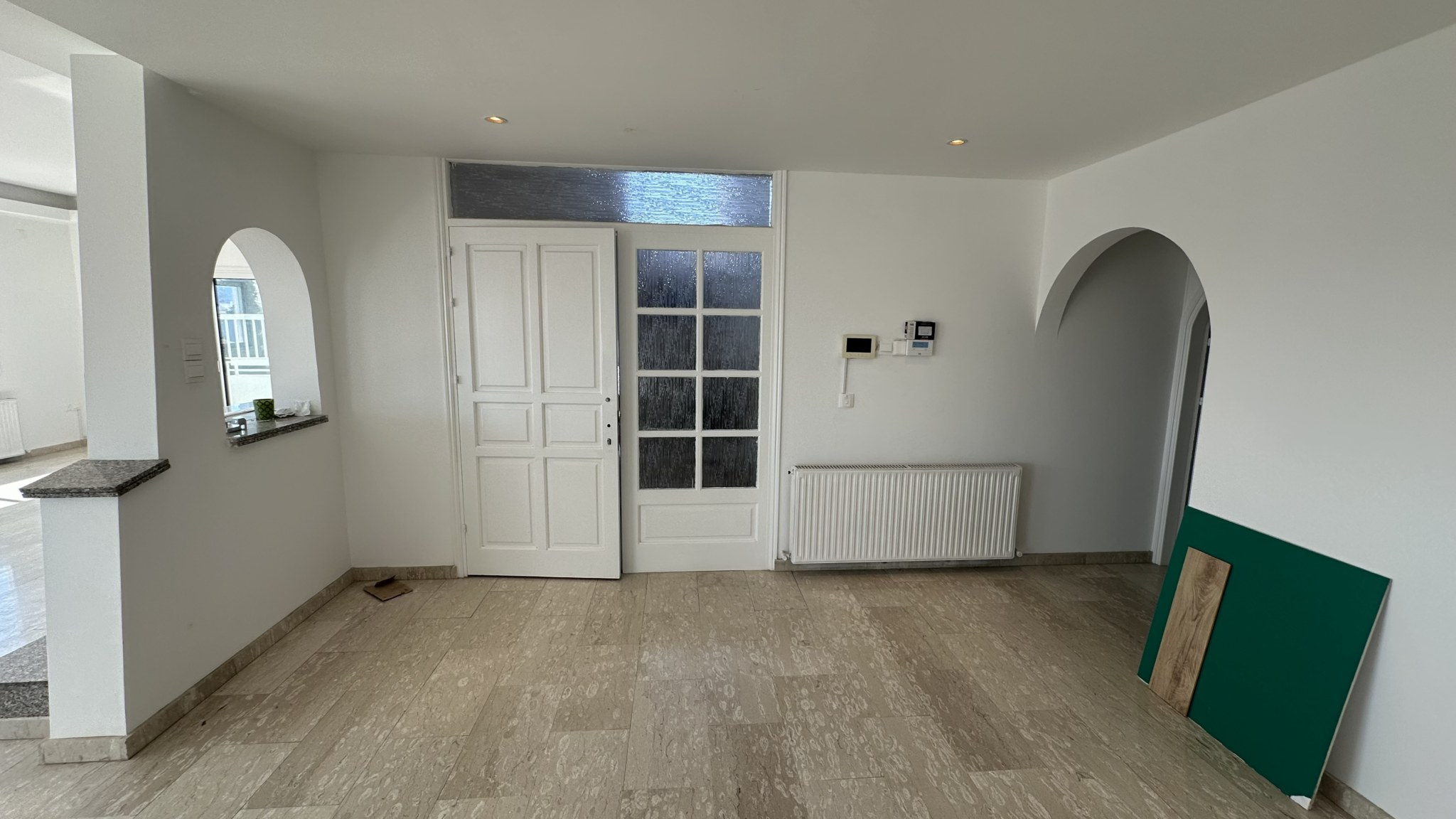 4 Bedroom Whole Floor Apartment In Engomi