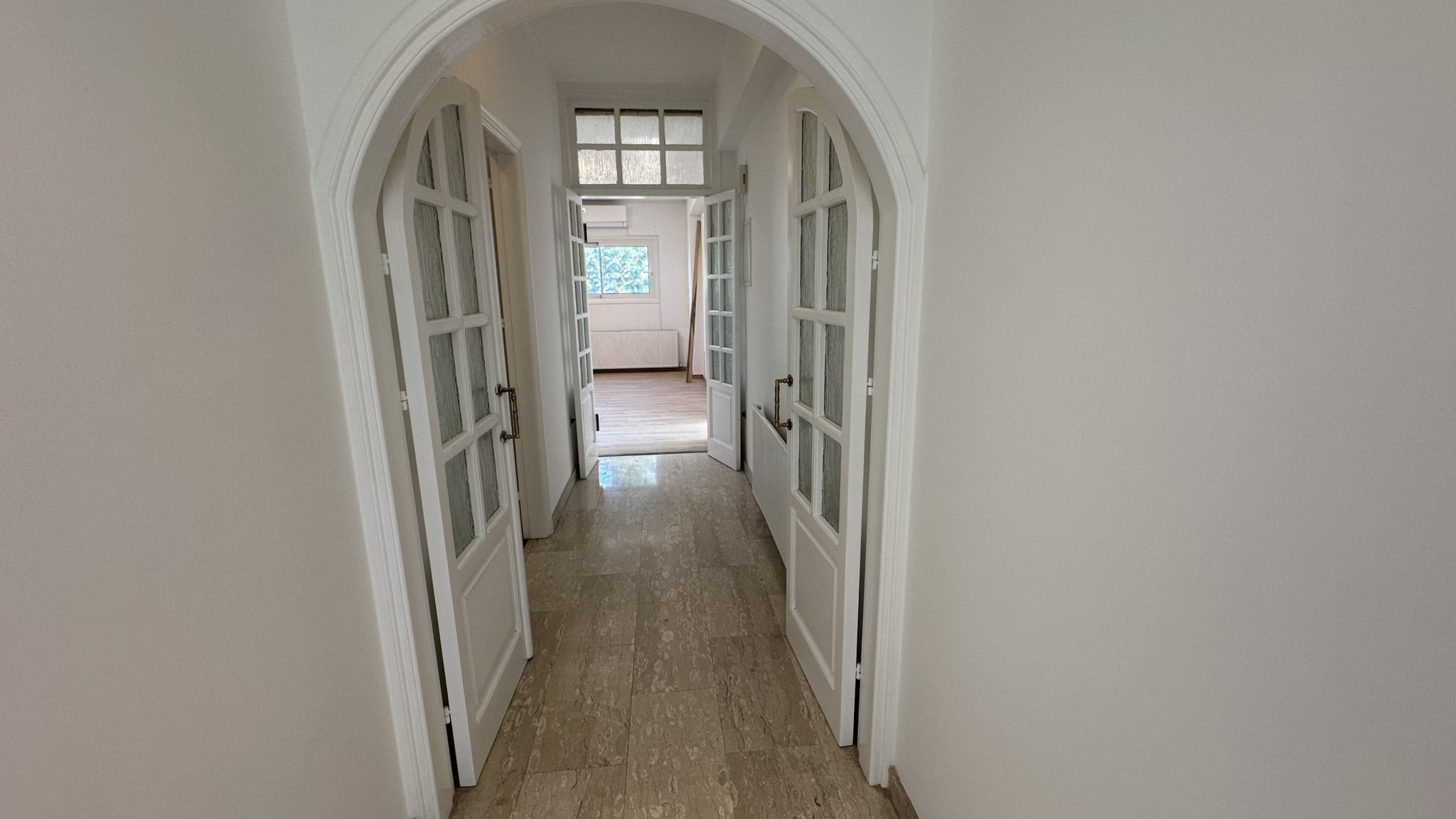 4 Bedroom Whole Floor Apartment In Engomi