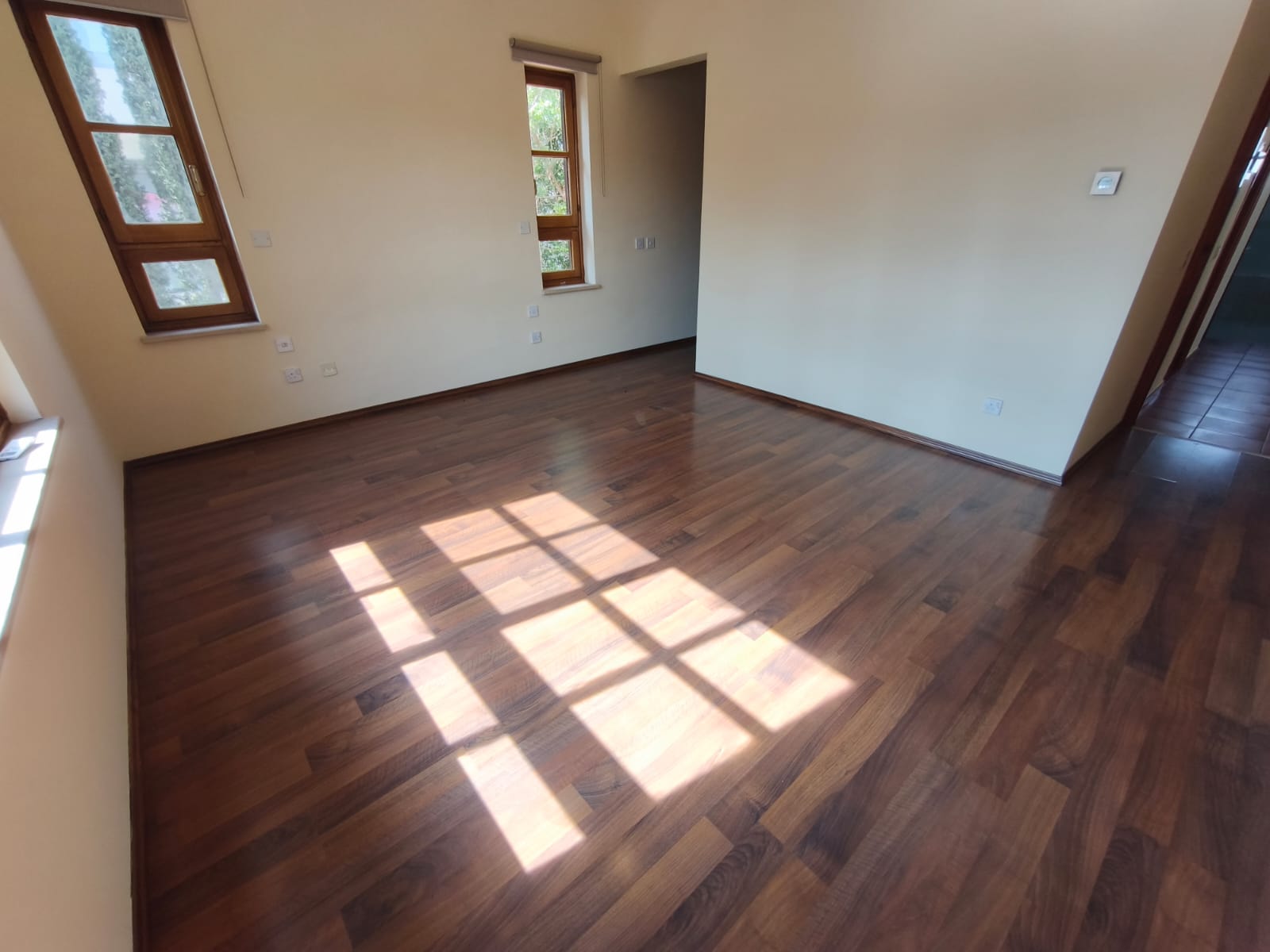 Amazing 3 Bedroom House For Rent In Lakatamia