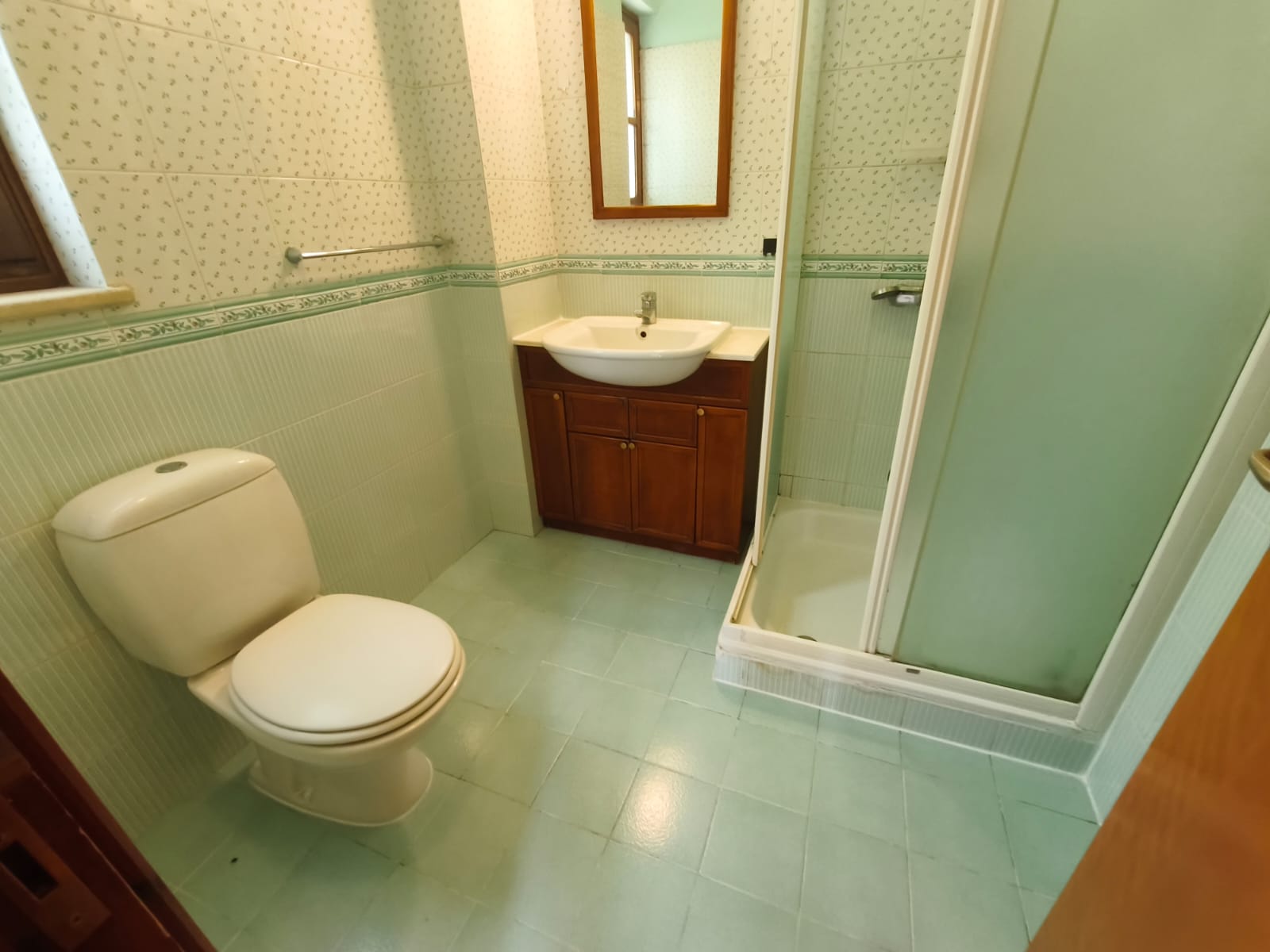 Amazing 3 Bedroom House For Rent In Lakatamia