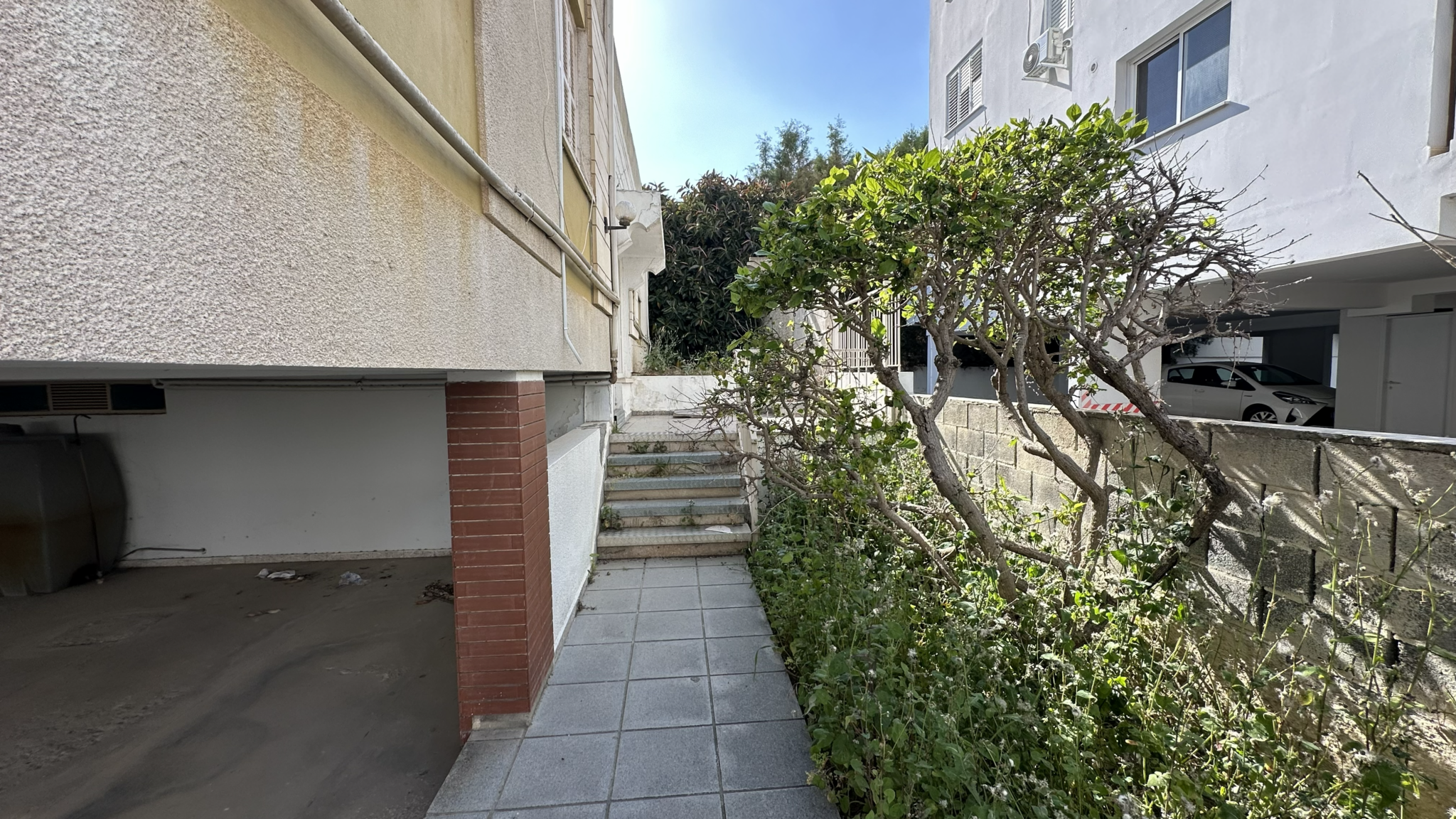 3 Bedroom House For Sale In Strovolos