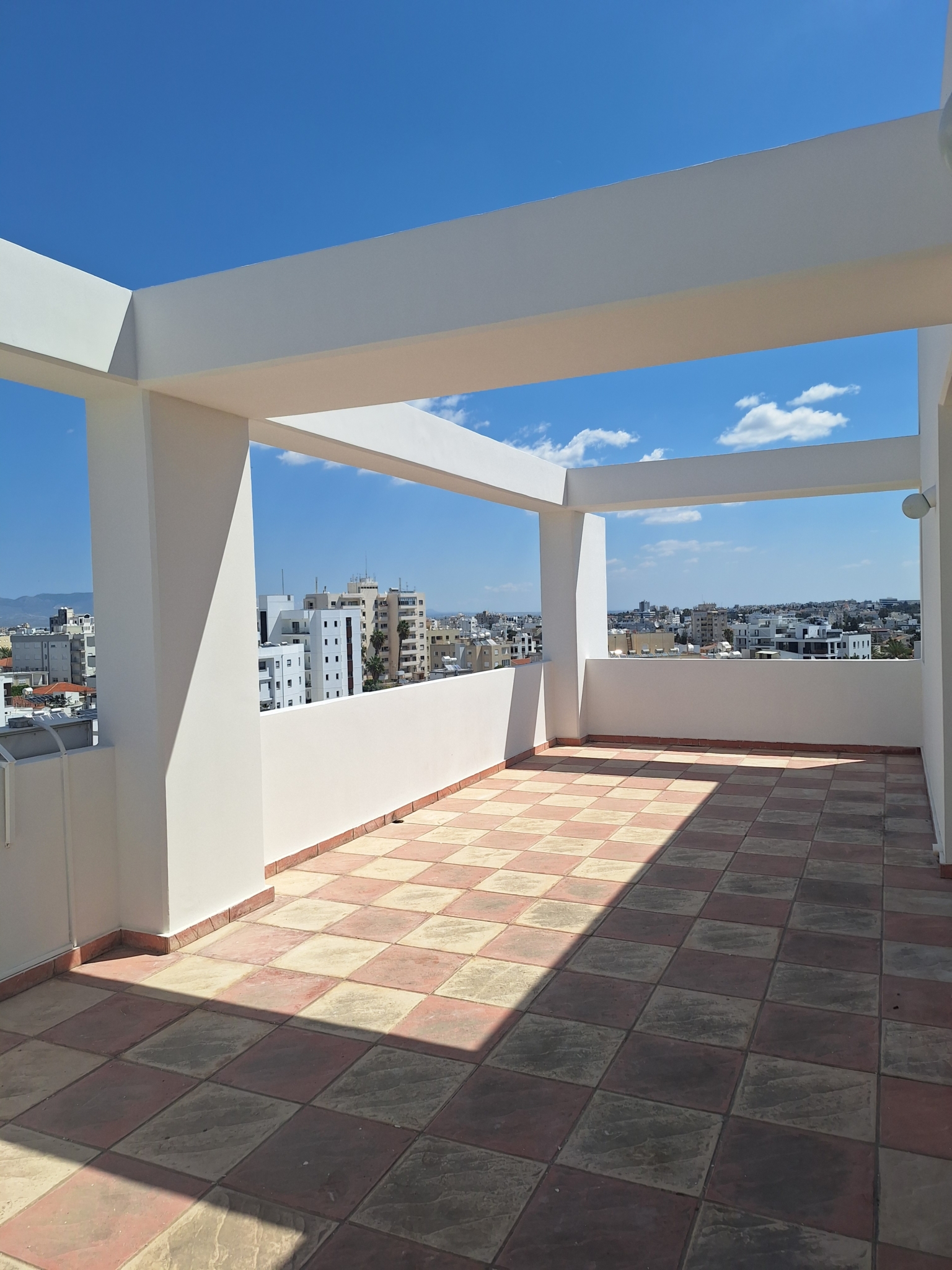 Penthouse Office For Rent In Acropolis