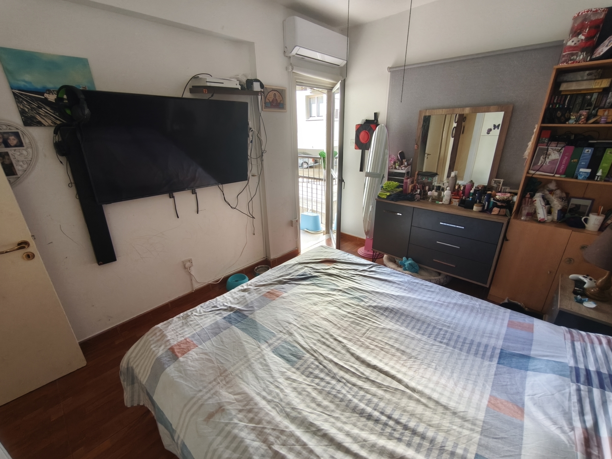 3 Bedroom Apartment Agioi Omologites