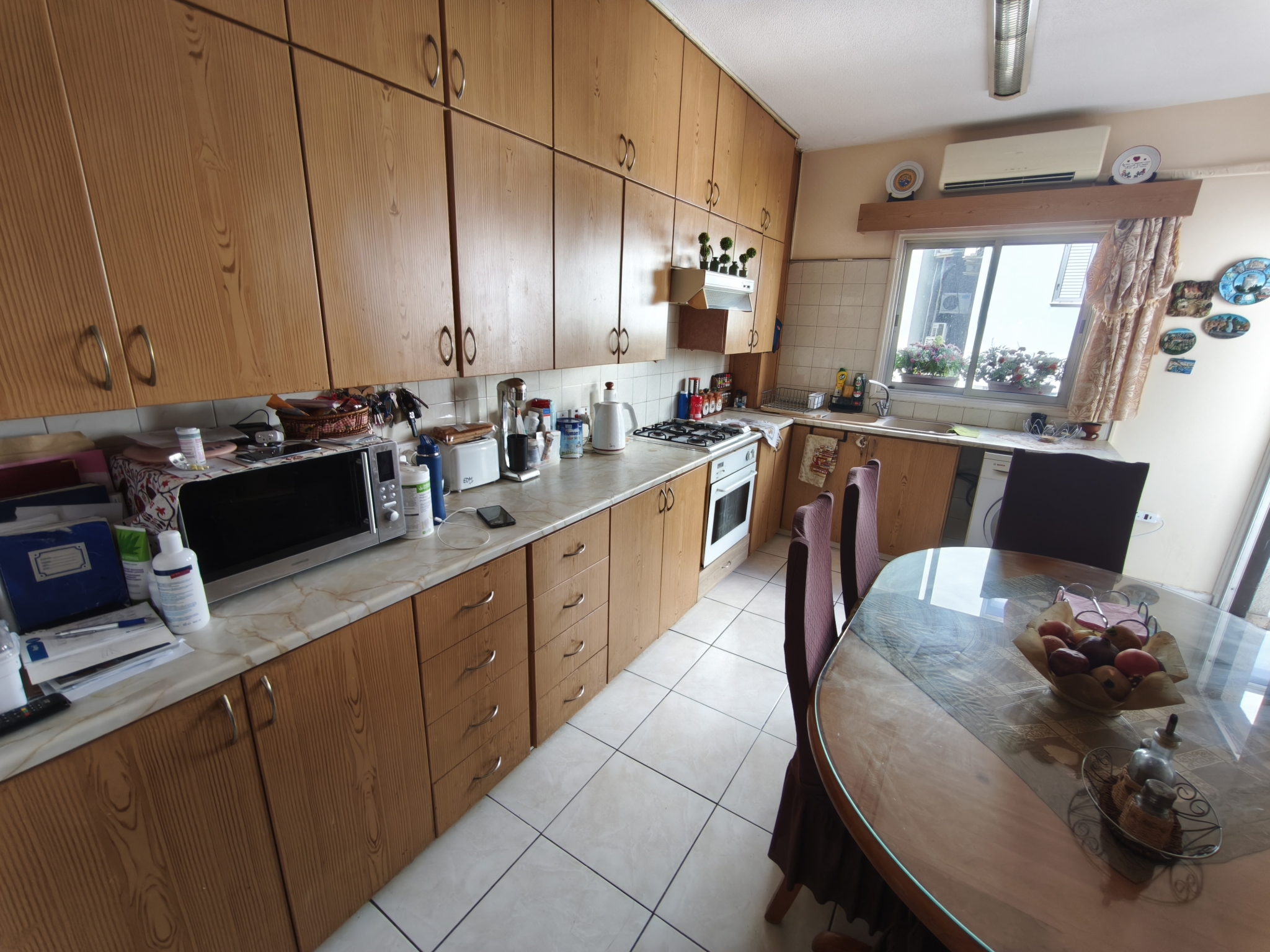 3 Bedroom Apartment Agioi Omologites