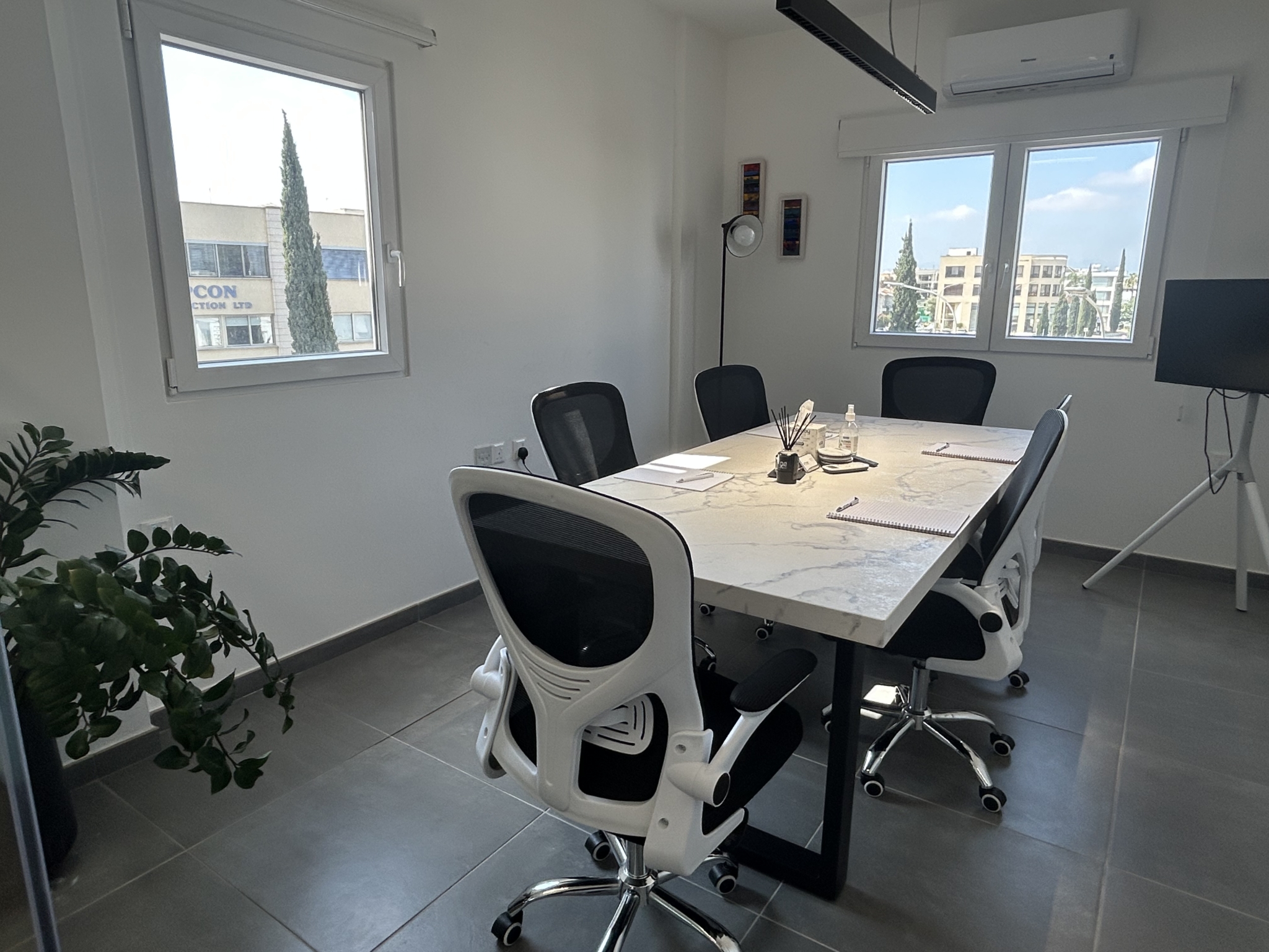 Offices Space For Rent In Strovolos Near Jumbo