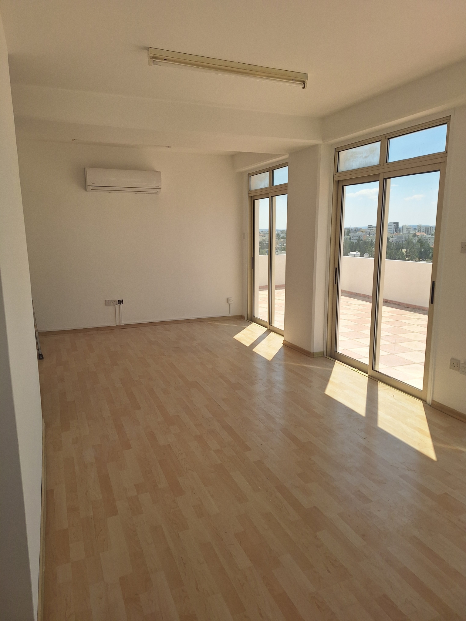 OFFICE 2A Penthouse Office For Rent In Acropolis