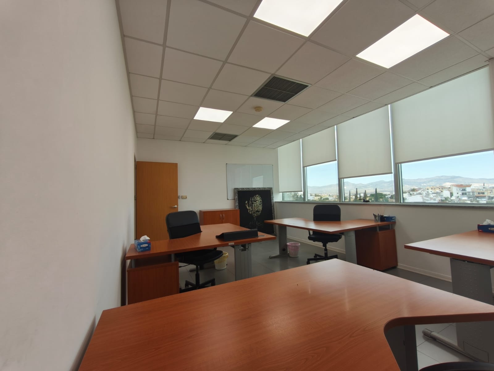 Offices With Ten Rooms In Aglantzia