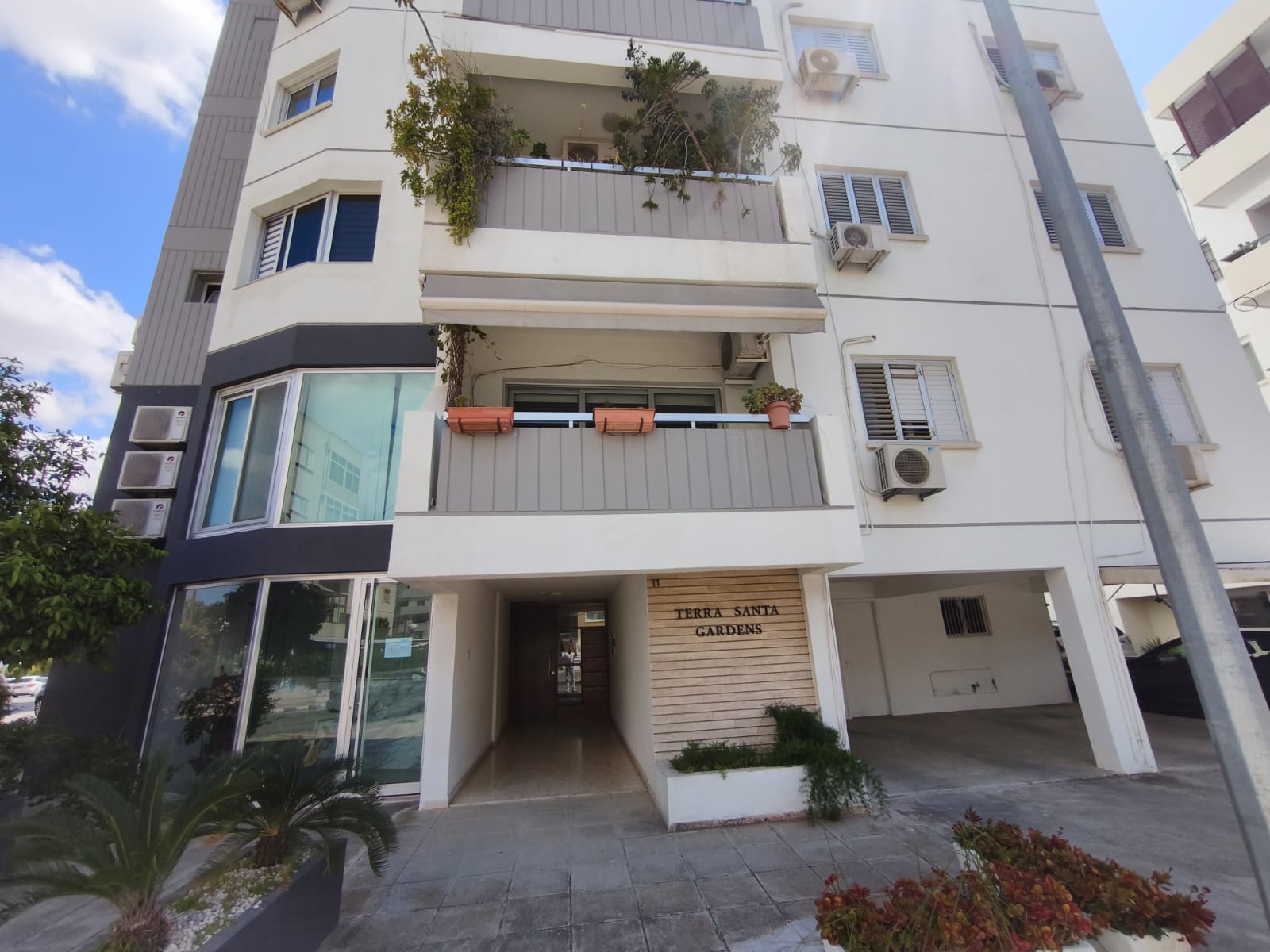 PHOTO-2026-04-21-11-49-26 4 3 Bedroom Apartment For Sale In Strovolos