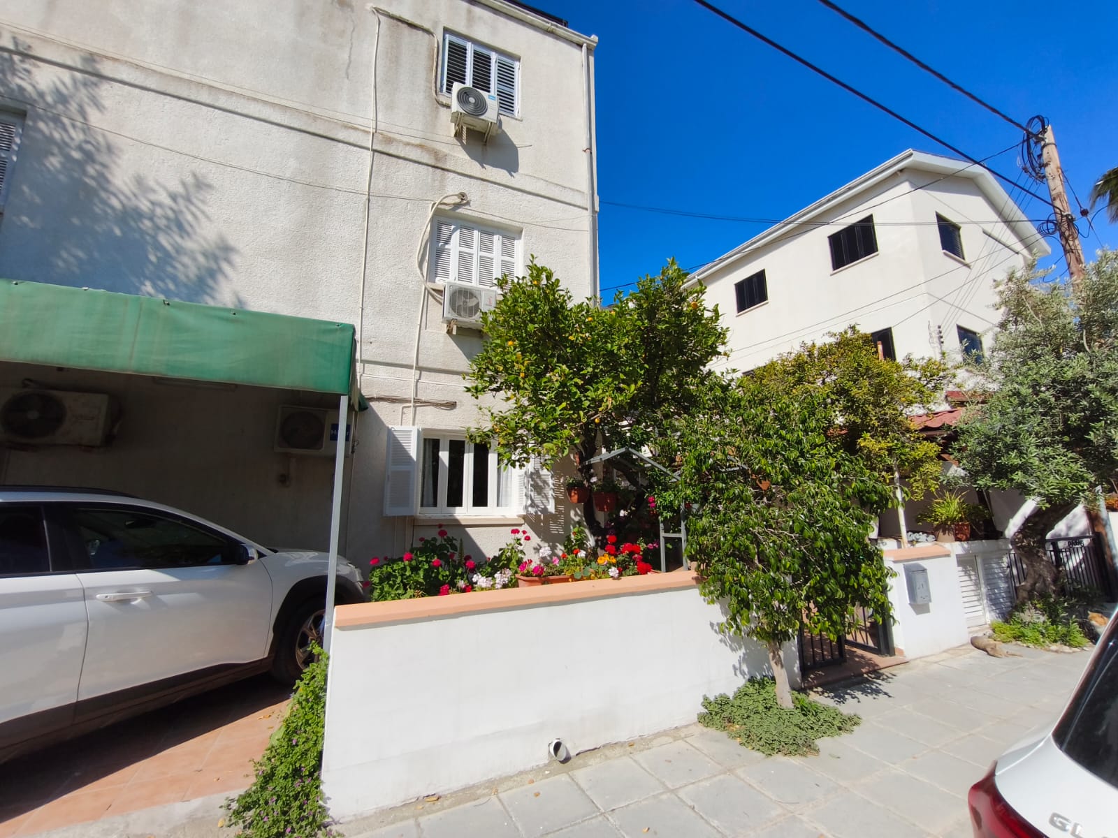 3 Bedroom Apartment For Rent In Strovolos