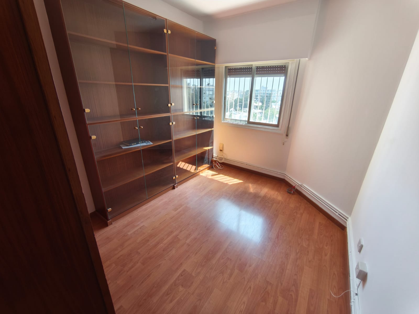 2 + 1 Bedroom Apartment In Agioi Omologites