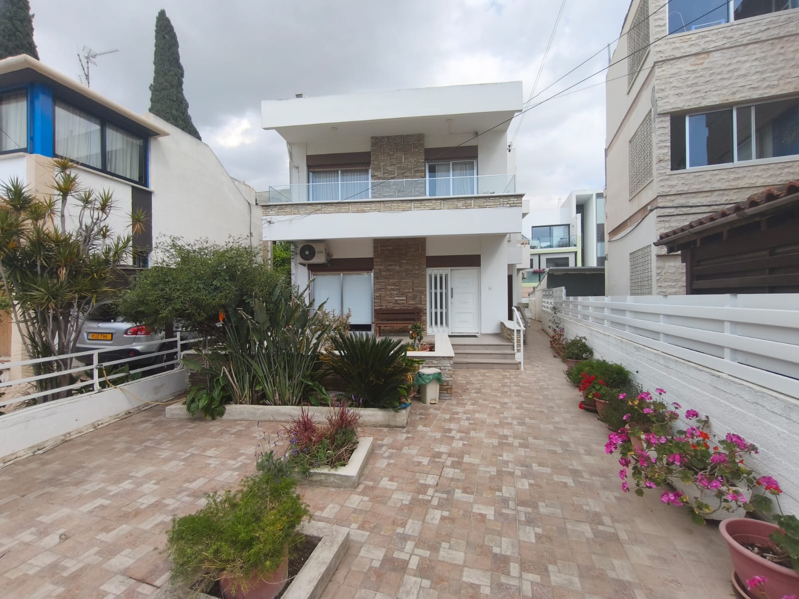 3 + 1 Bedroom House For Rent In Engomi