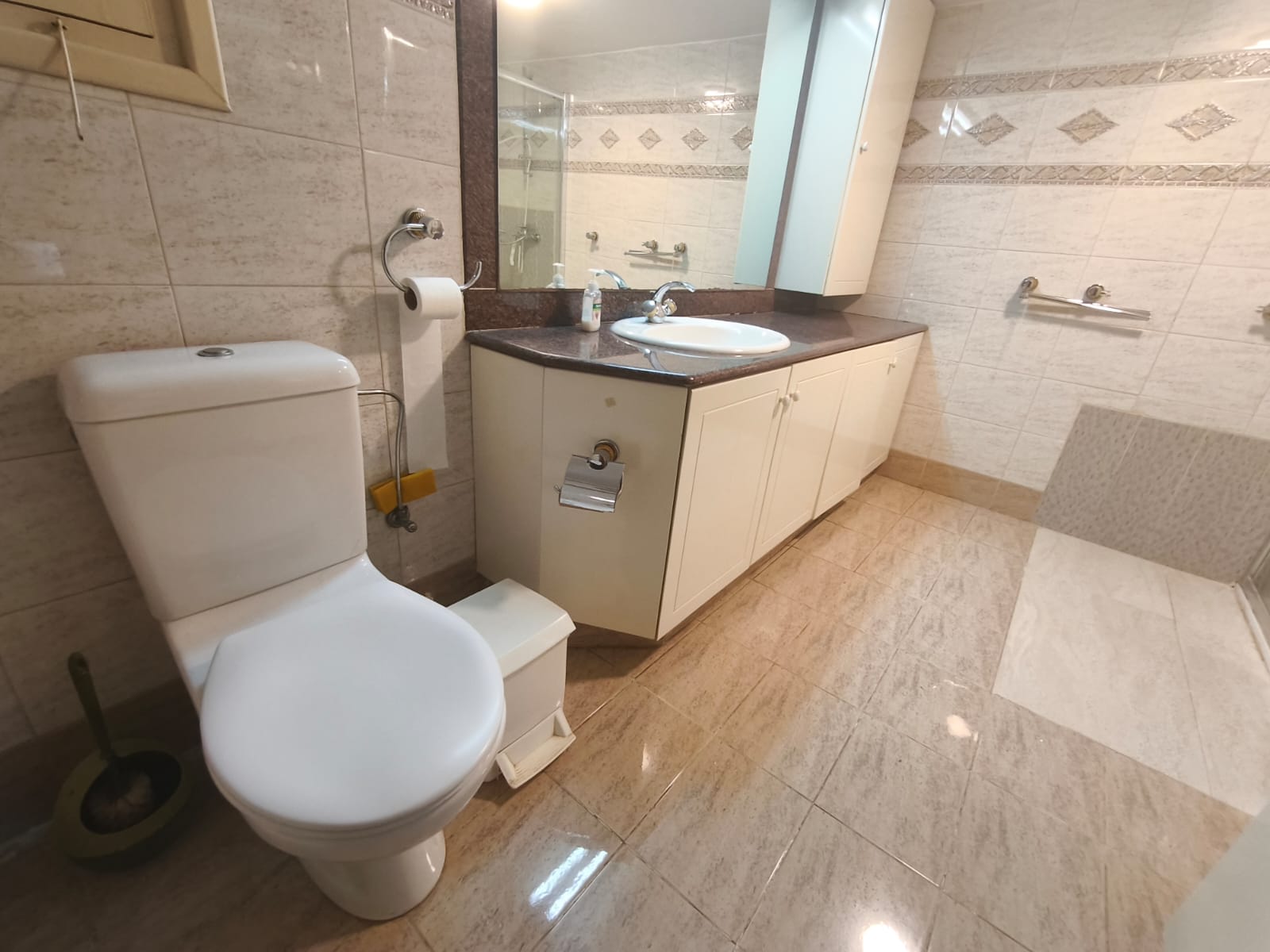 3 + 1 Bedroom House For Rent In Engomi