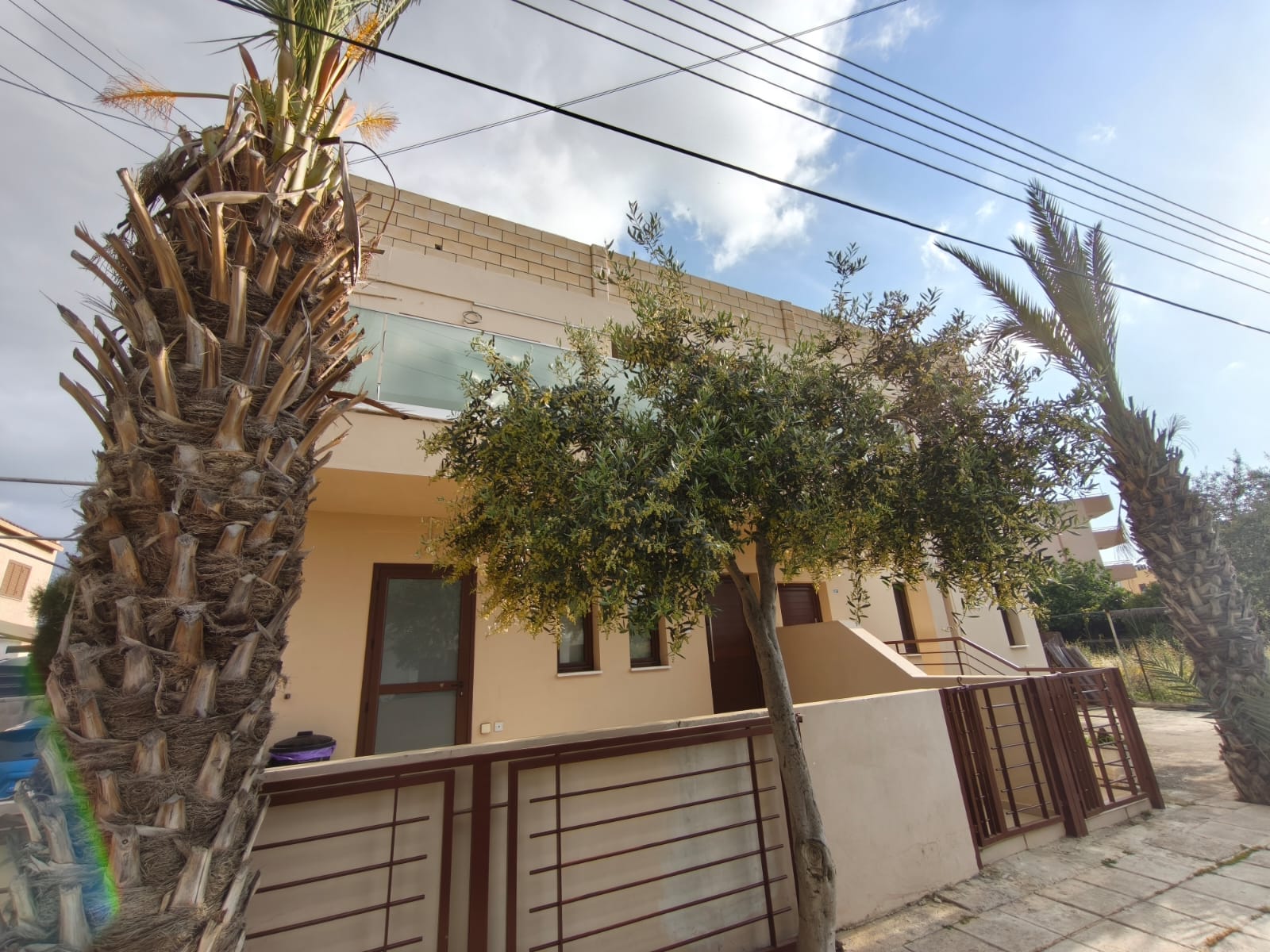 3 + 1 Bedroom Apartment In Aglantzia