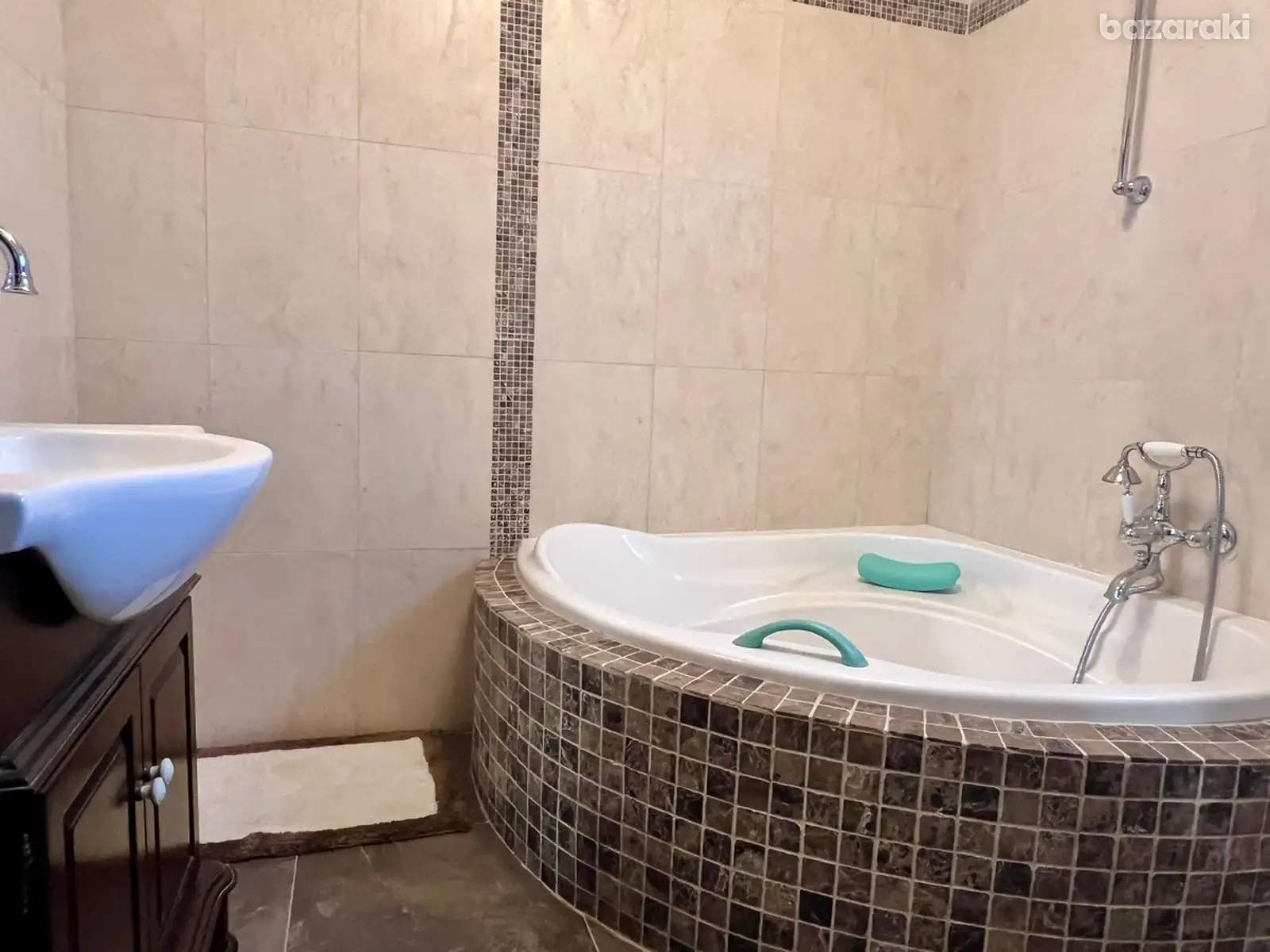 3 Bedroom Detached House for Sale in Margi