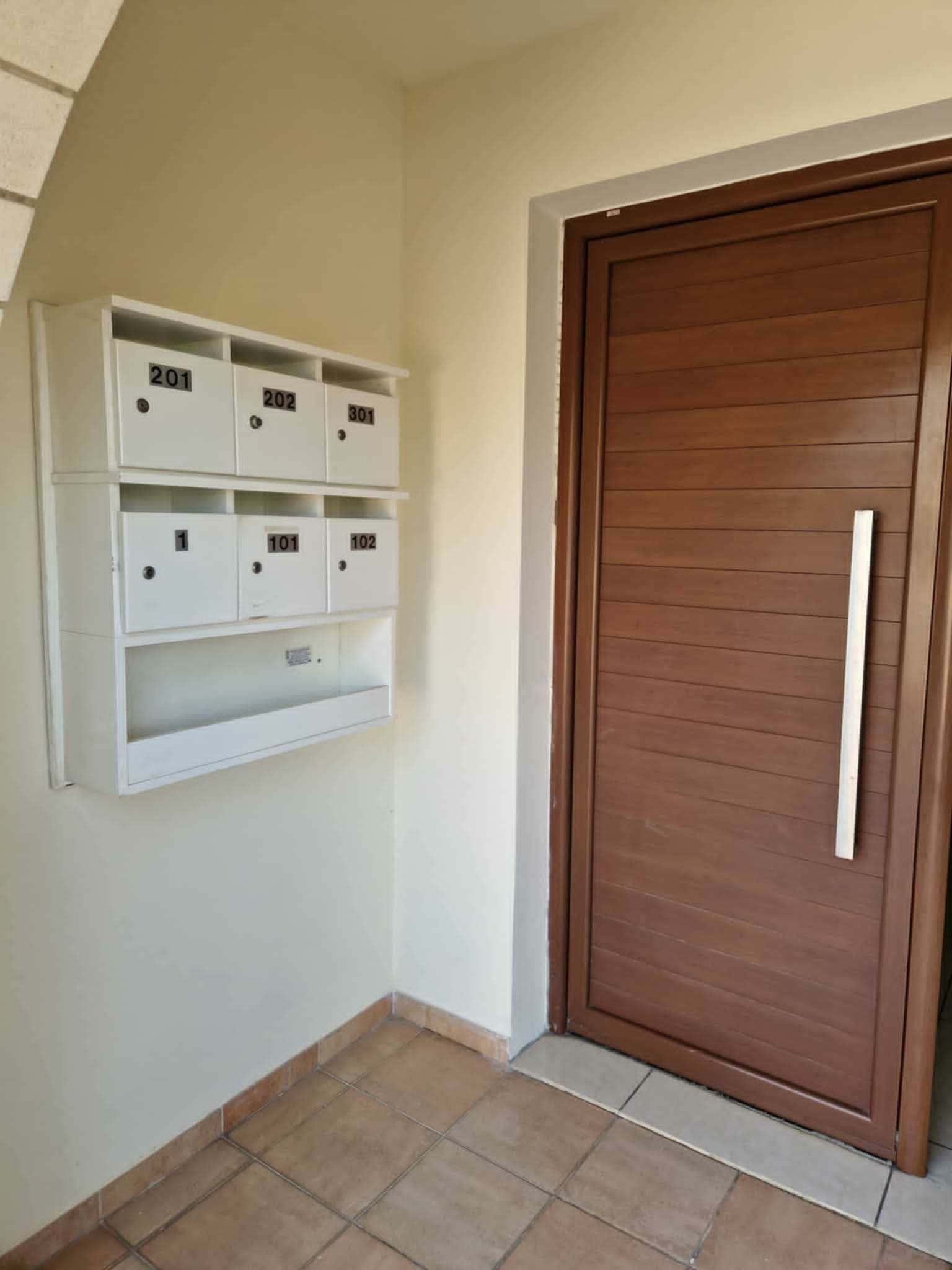 2 Bedroom Apartment in Strovolos