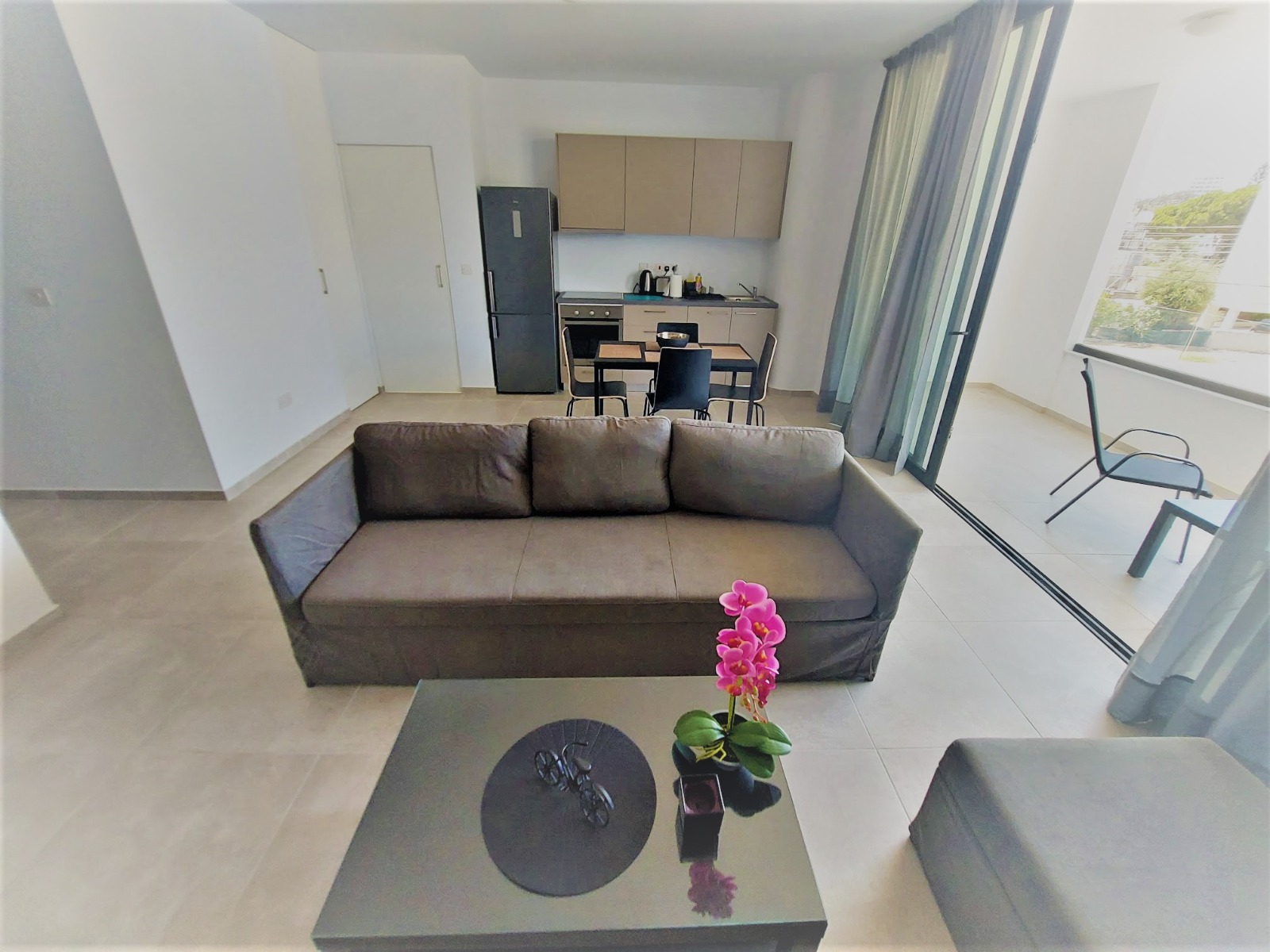 Modern 2-Bedroom Apartment for Rent in Aglantzia
