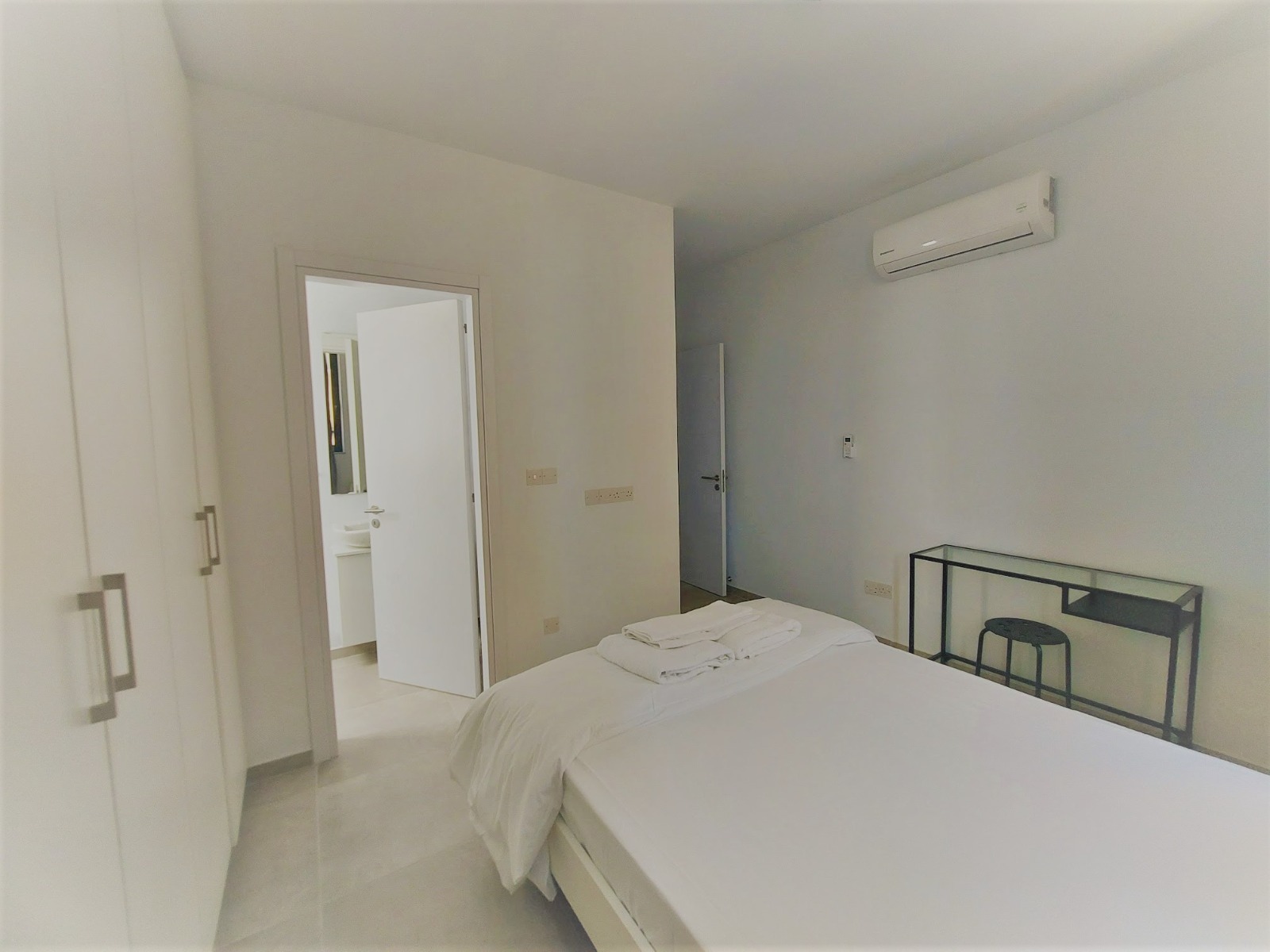 Modern 2-Bedroom Apartment for Rent in Aglantzia