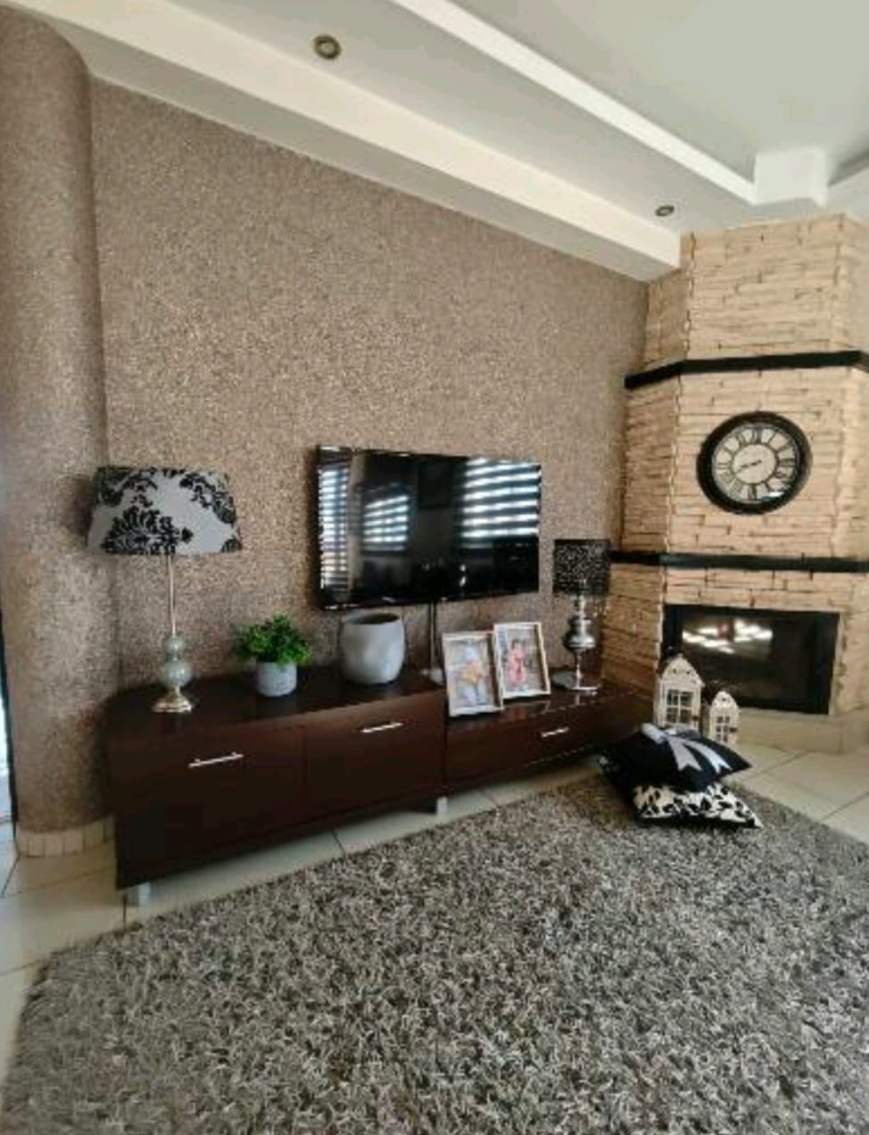 3 Bedroom Detached House in Kalithea
