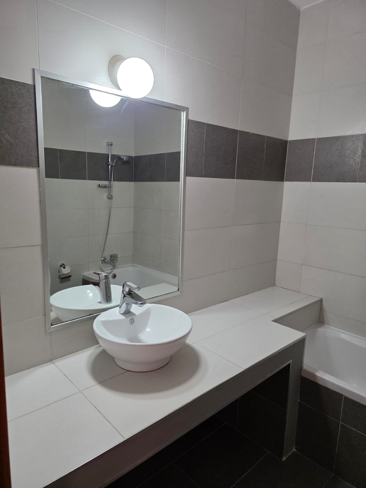 2 Bedroom Apartment for Rent in Aglantzia