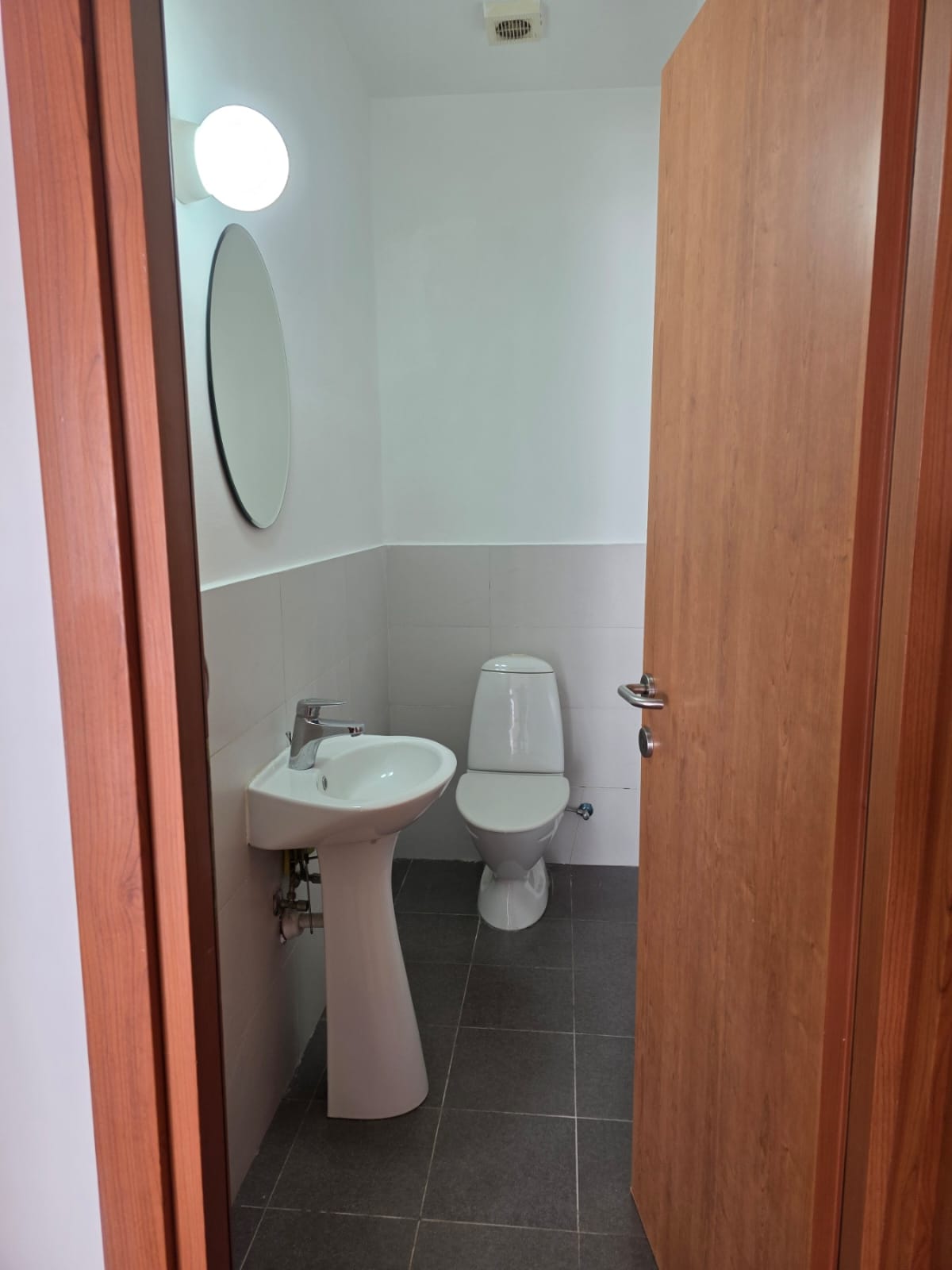 2 Bedroom Apartment for Rent in Aglantzia