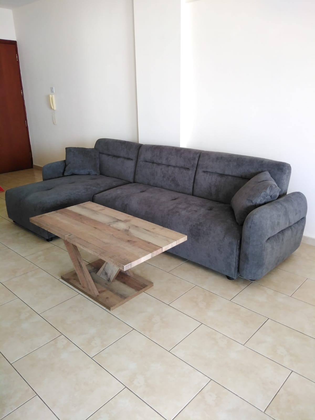 2 Bedroom Apartment for Rent in Panagia
