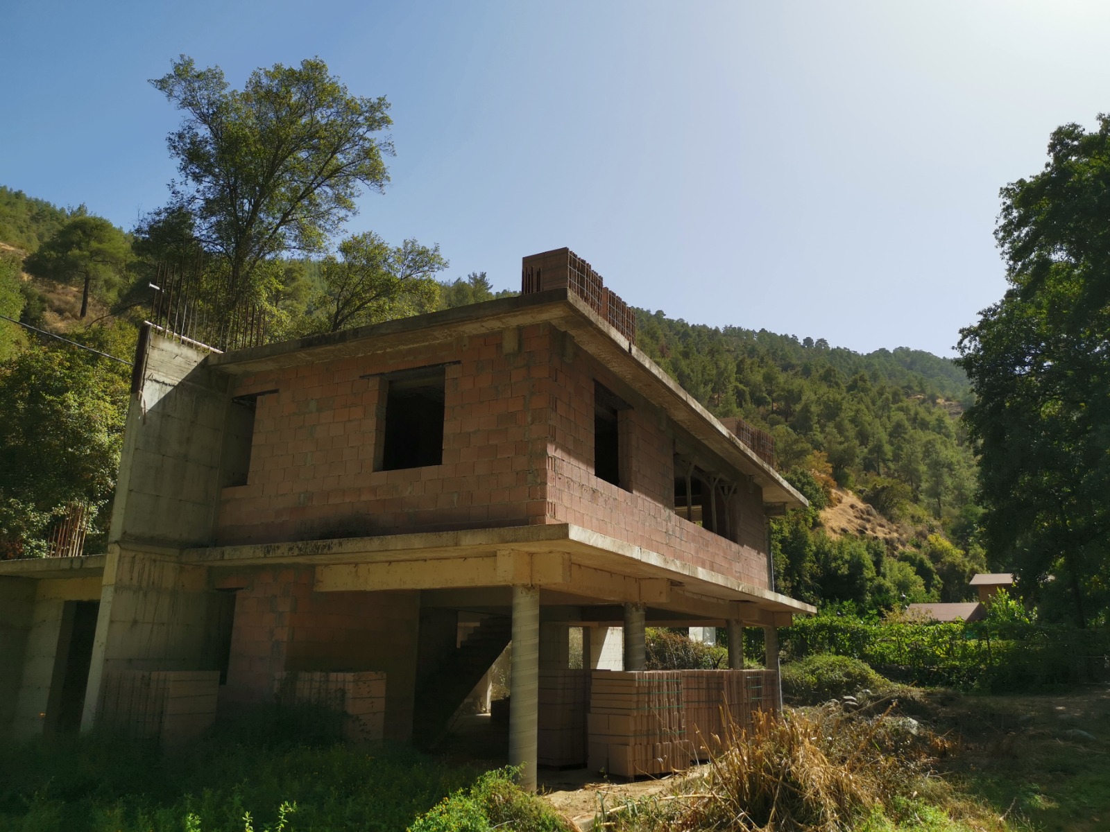 4 Bedroom House for Sale in Kalopanayiotis