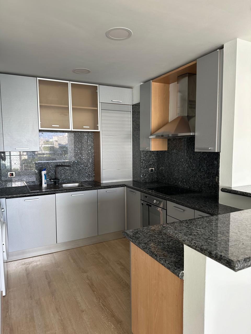 2 Bedroom Apartment for Rent in Acropolis