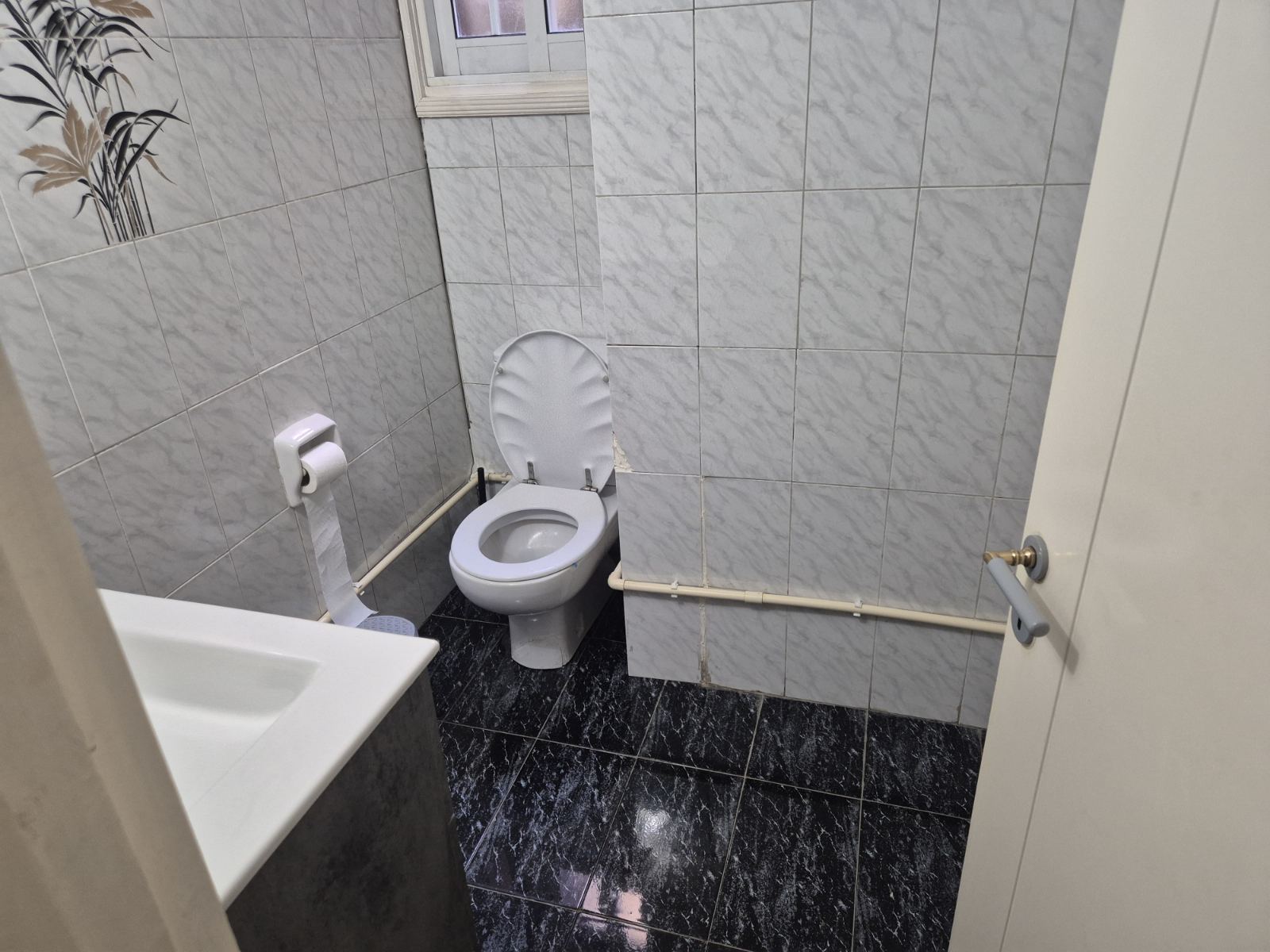 4 Bedroom Semi-Detached House for Sale in Strovolos