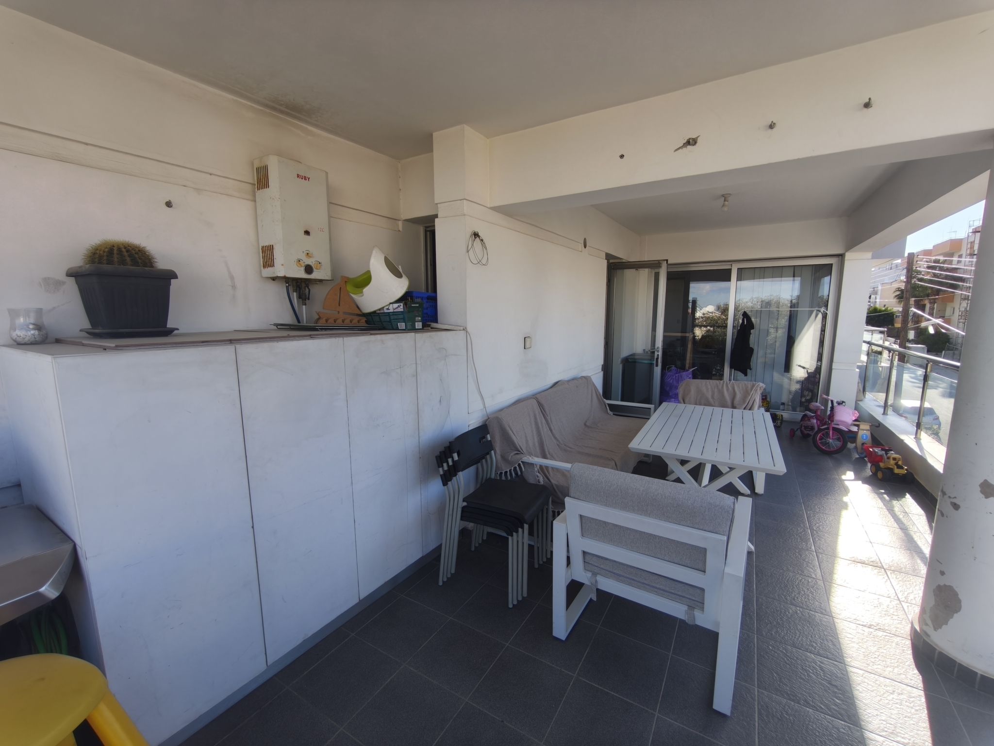 3 Bedroom apartment in Aglantzia