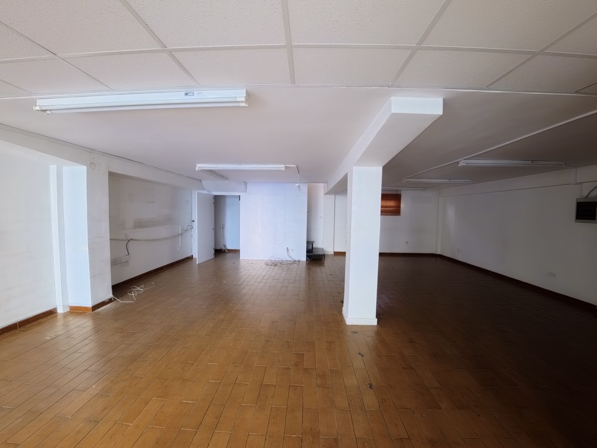 Shop for Sale in Kennedy