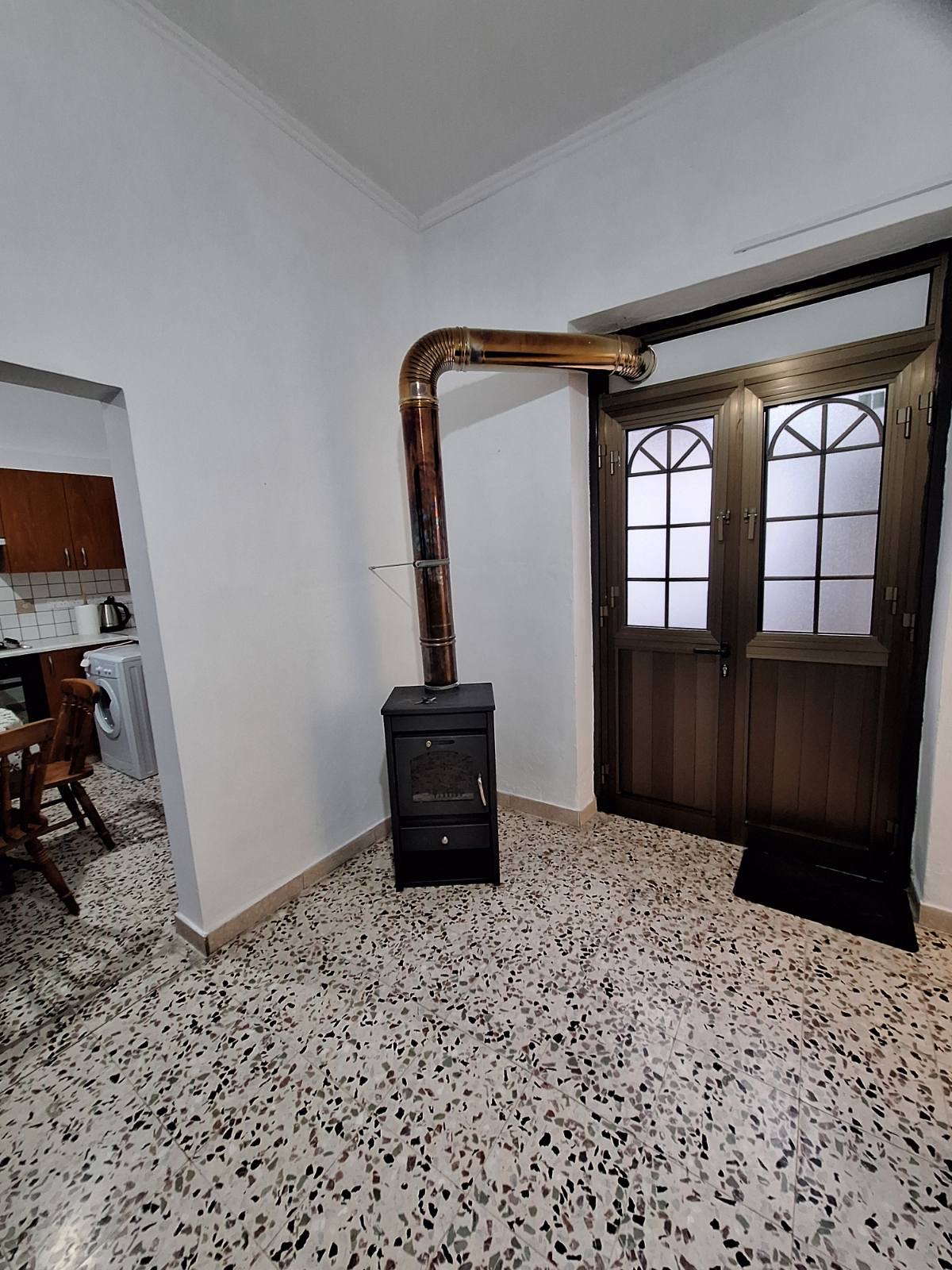 3 Bedroom House For Rent In Moutoulas