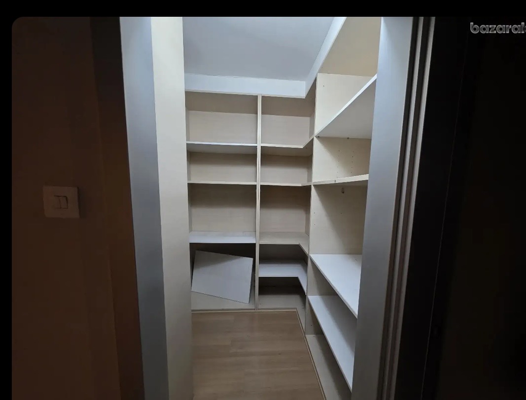 Office Space For Rent In Ayioi Omolgites