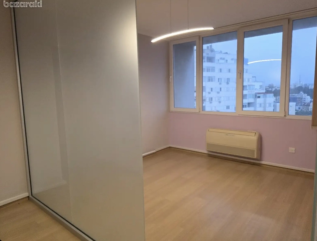 Office Space For Rent In Ayioi Omolgites