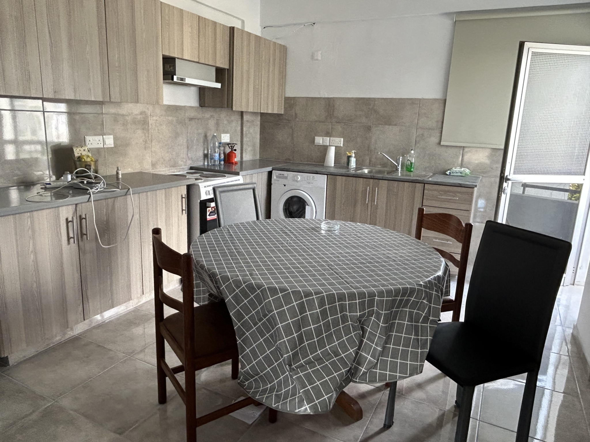 2 Bedroom Apartment For Rent In Agioi Omologites