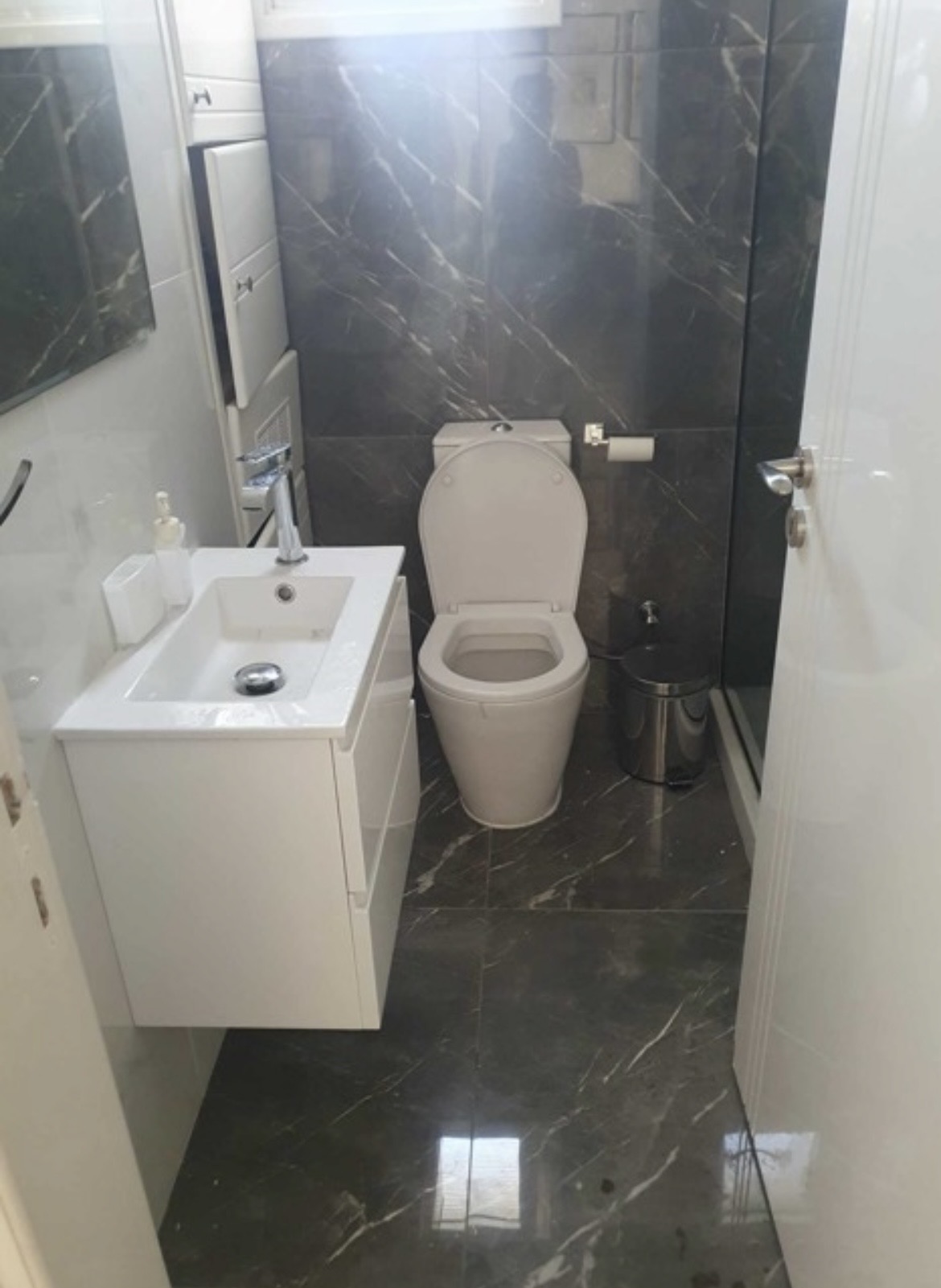 2 Bedroom Apartment For Rent In Meneou