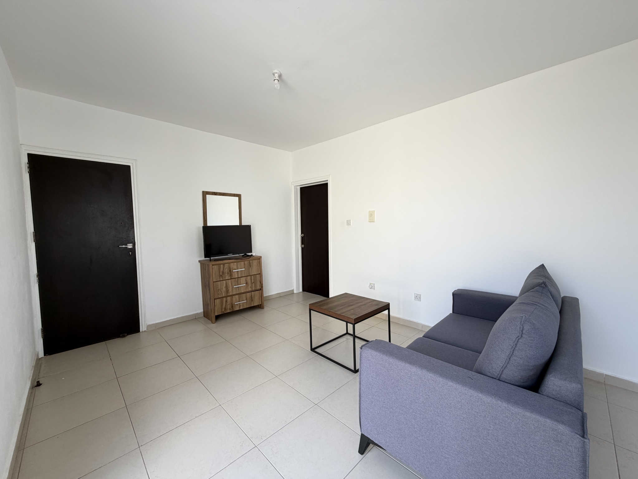 2 Bedroom Apartment For Rent In Aglantzia