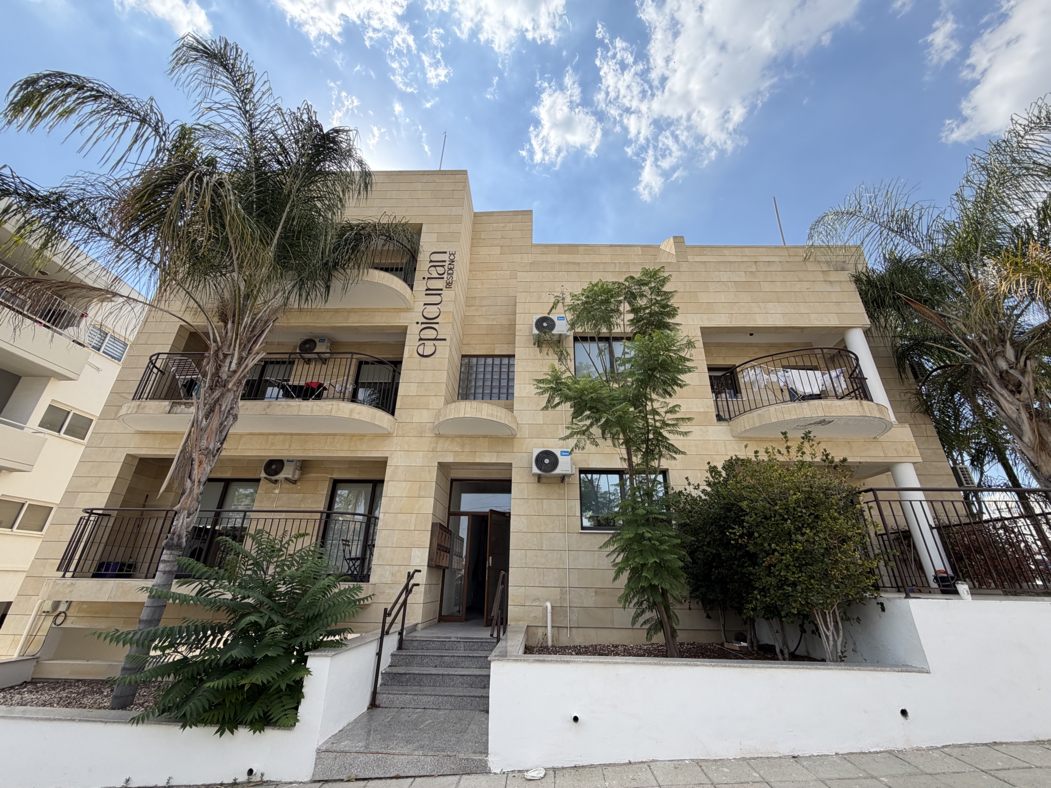 2 Bedroom Apartment For Rent In Aglantzia