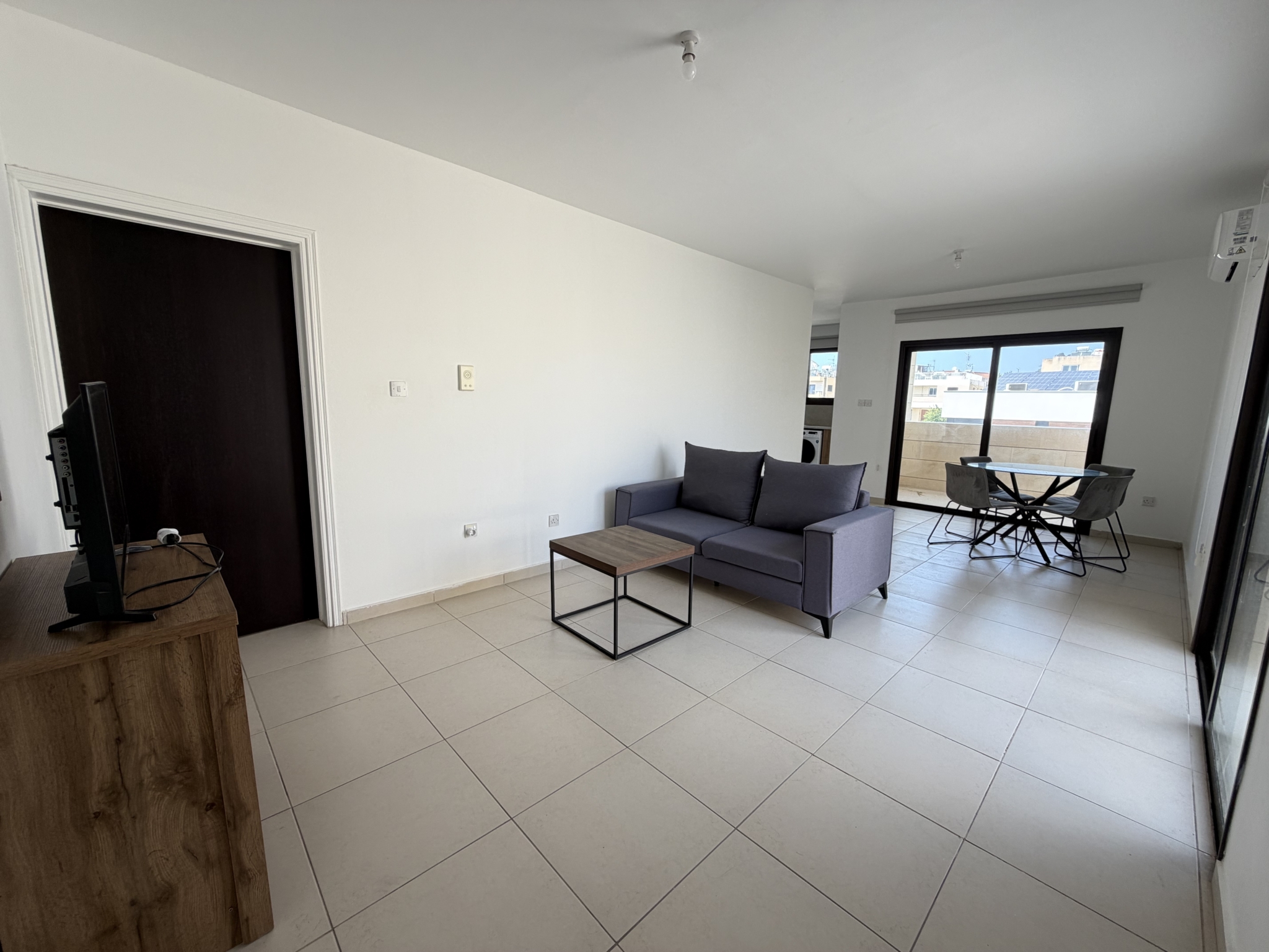 2 2 Bedroom Apartment For Rent In Aglantzia
