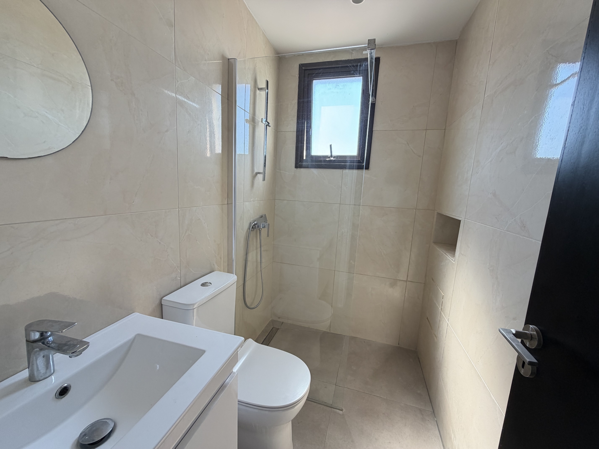 2 Bedroom Apartment For Rent In Aglantzia