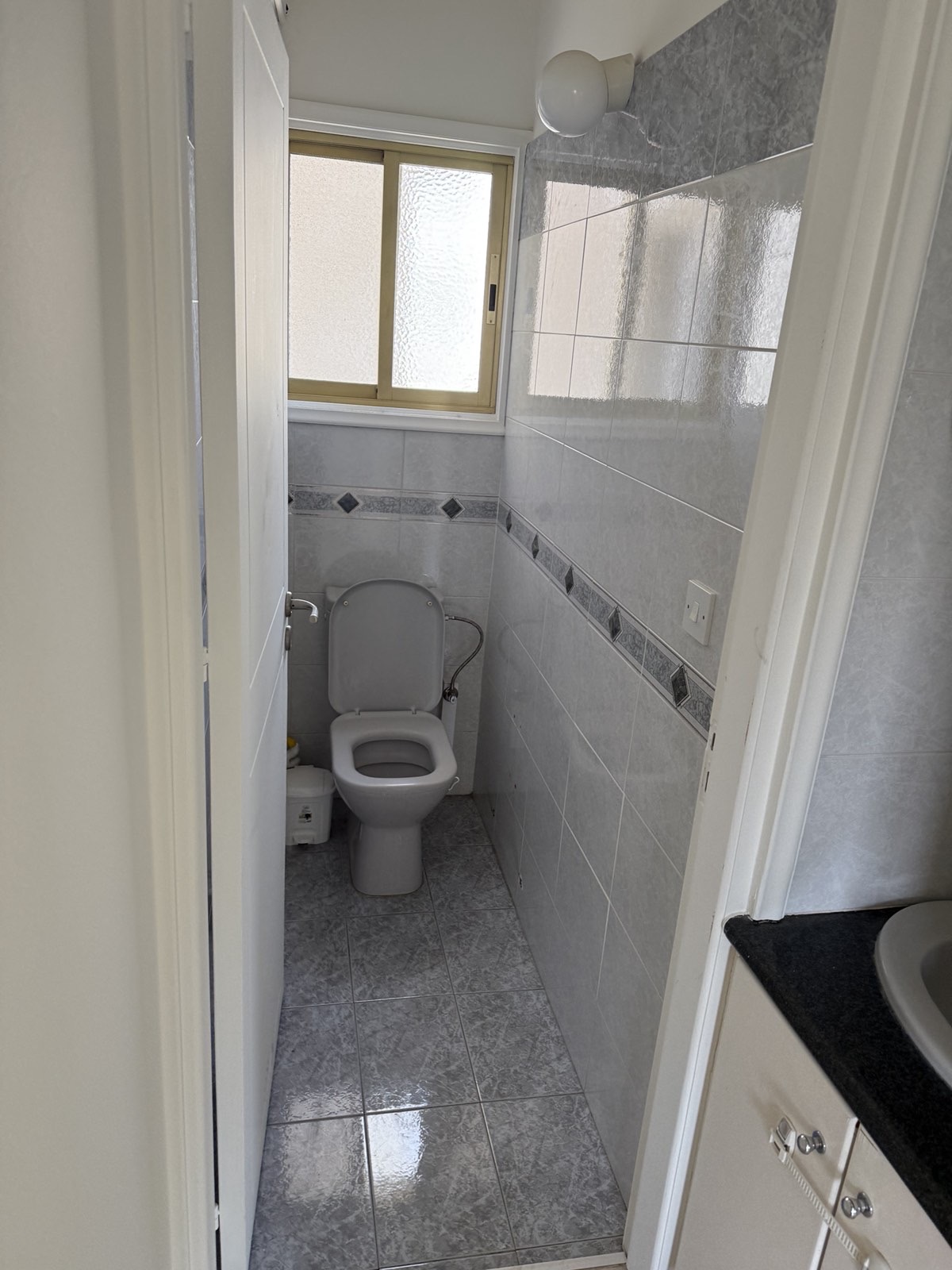 3 Bedroom Apartment For Rent In Agioi Omologites