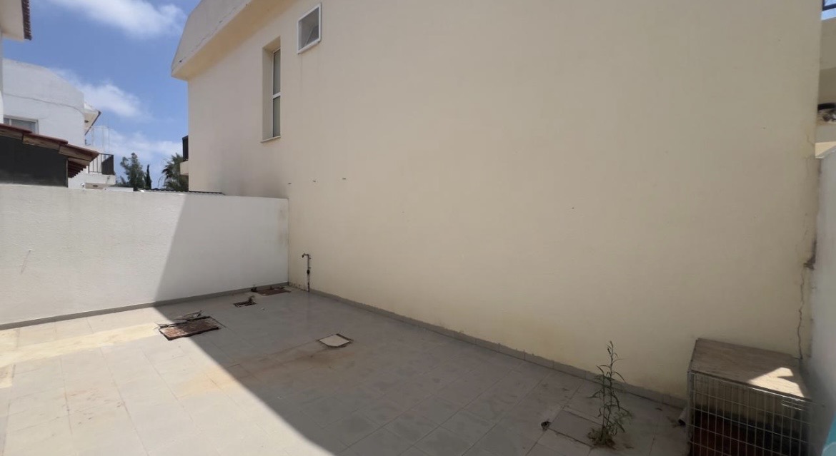 3 Bedroom House For Rent In Paralimni